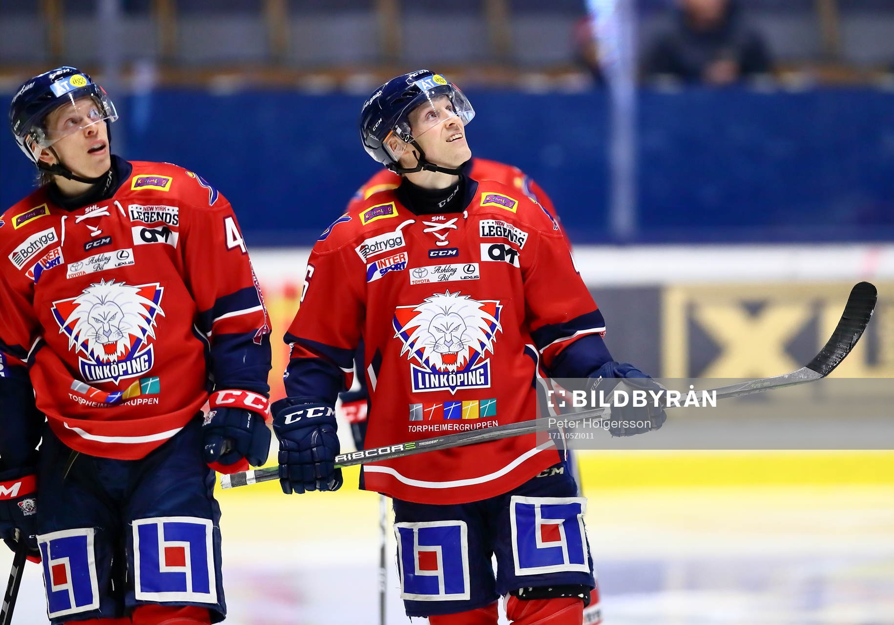 Linköpings Mathis Olimb och Ken Andre Olimb jublar