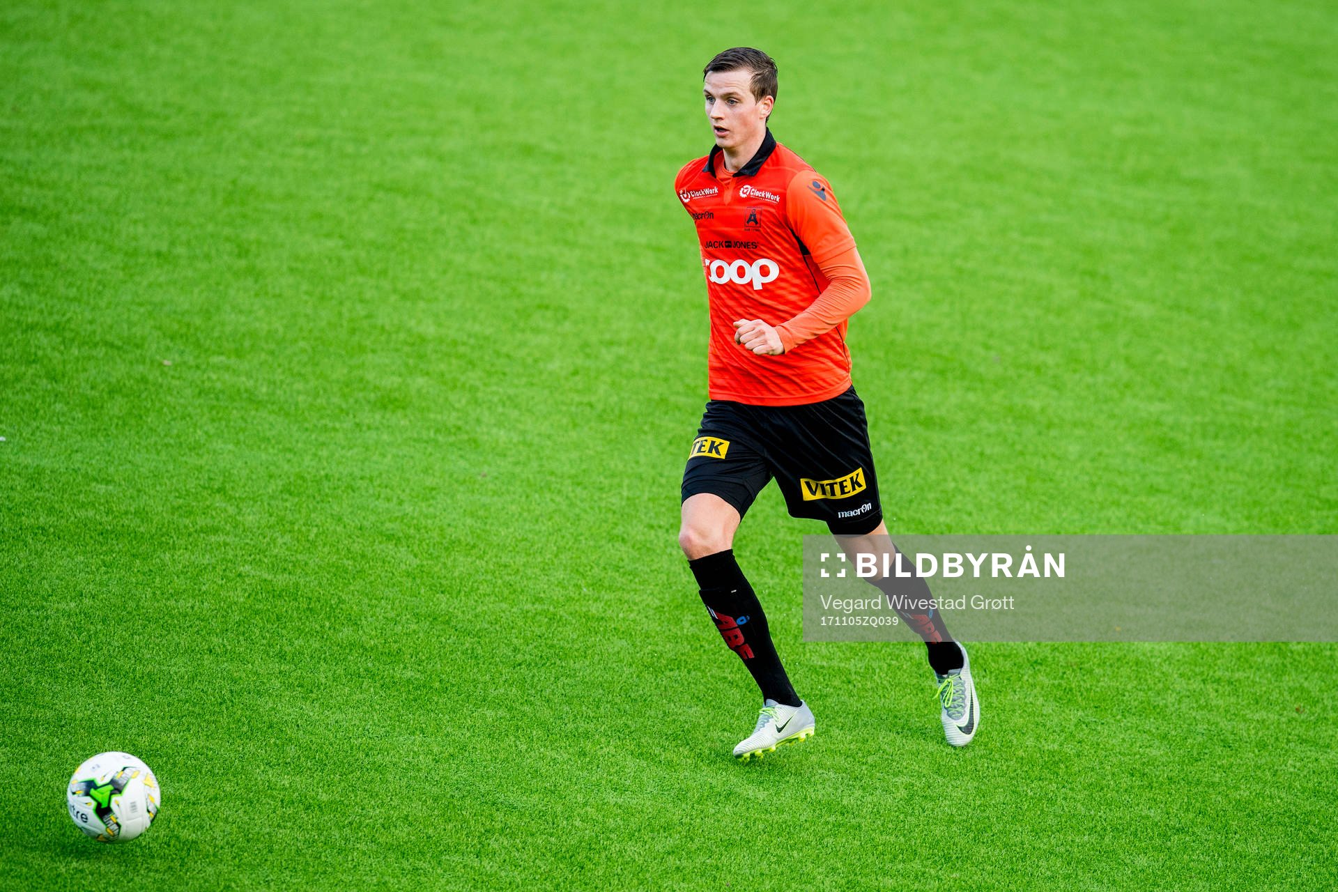 Simen Brekkhus of Åsane