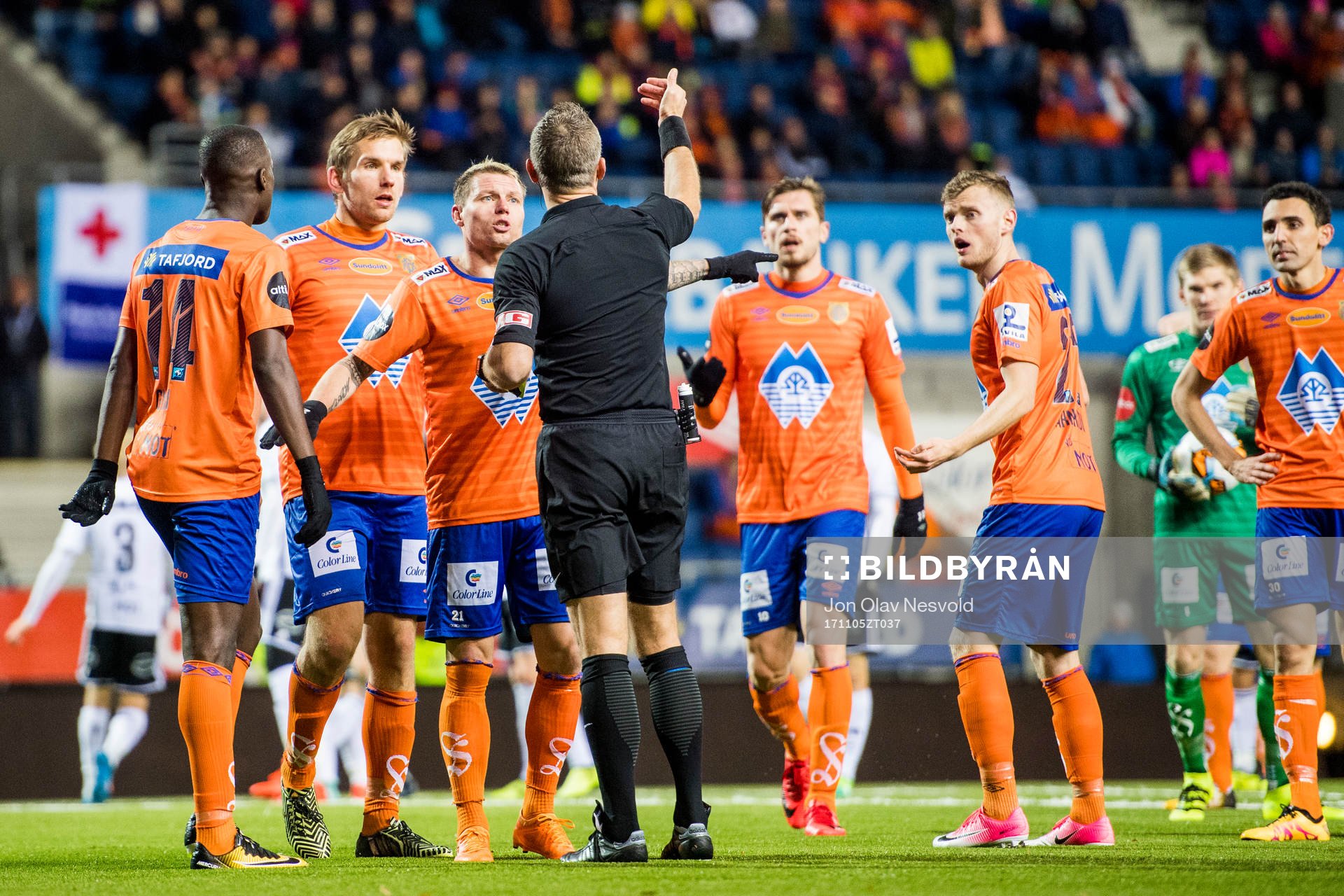 Aalesund players react to a penalty kick