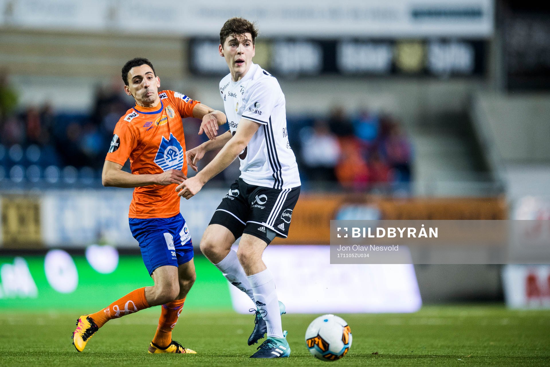 Mostafa Abdellaoue of Aalesund and Jacob Rasmussen of