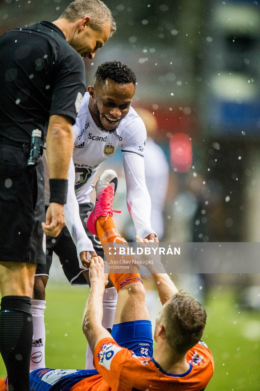 Samuel Adegbenro of Rosenborg and Adam Örn Arnarson of