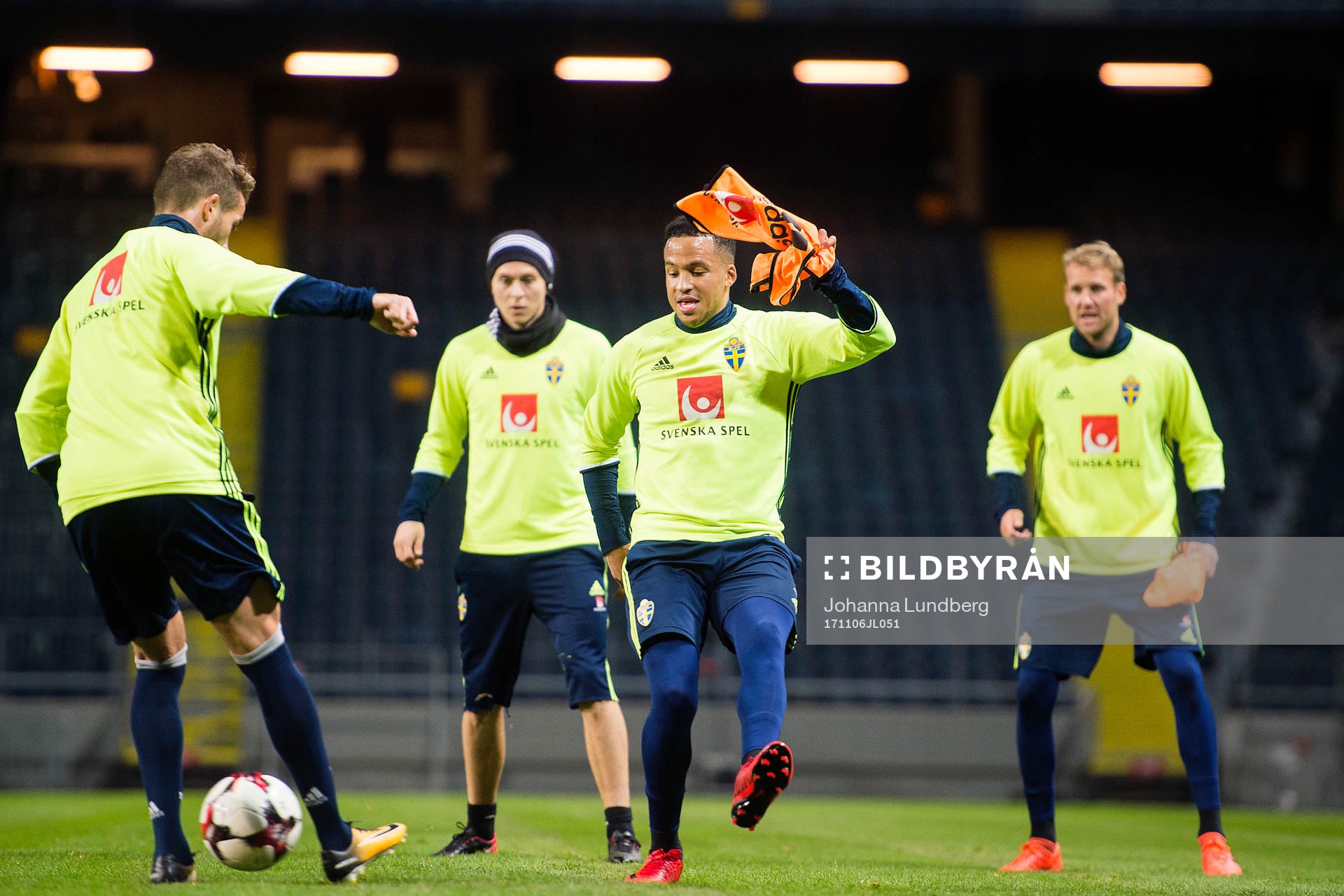 Victor Nilsson Lindelöf, Martin Olsson och Ola Toivonen