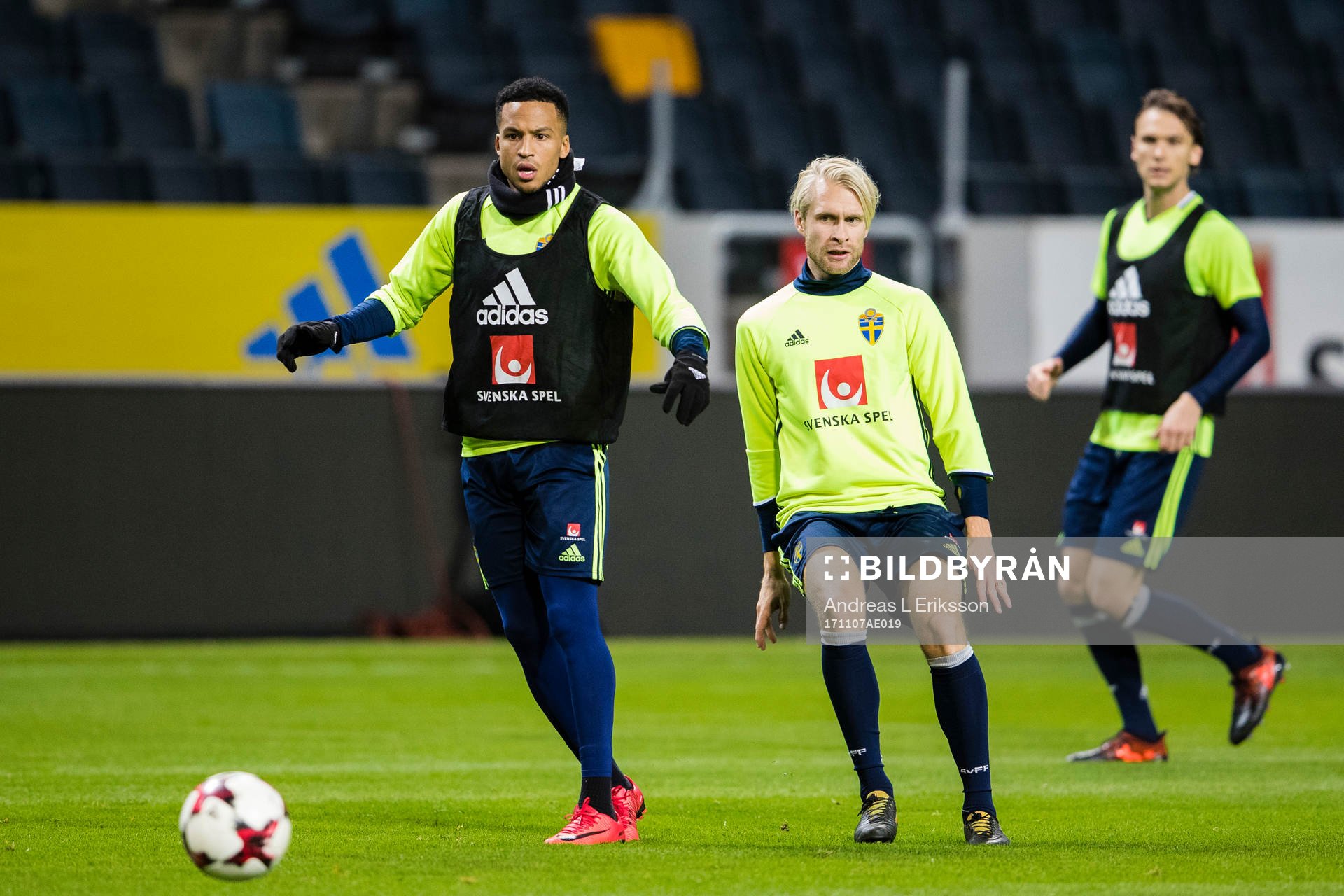 Sveriges Martin Olsson, Johan Larsson och Albin Ekdal