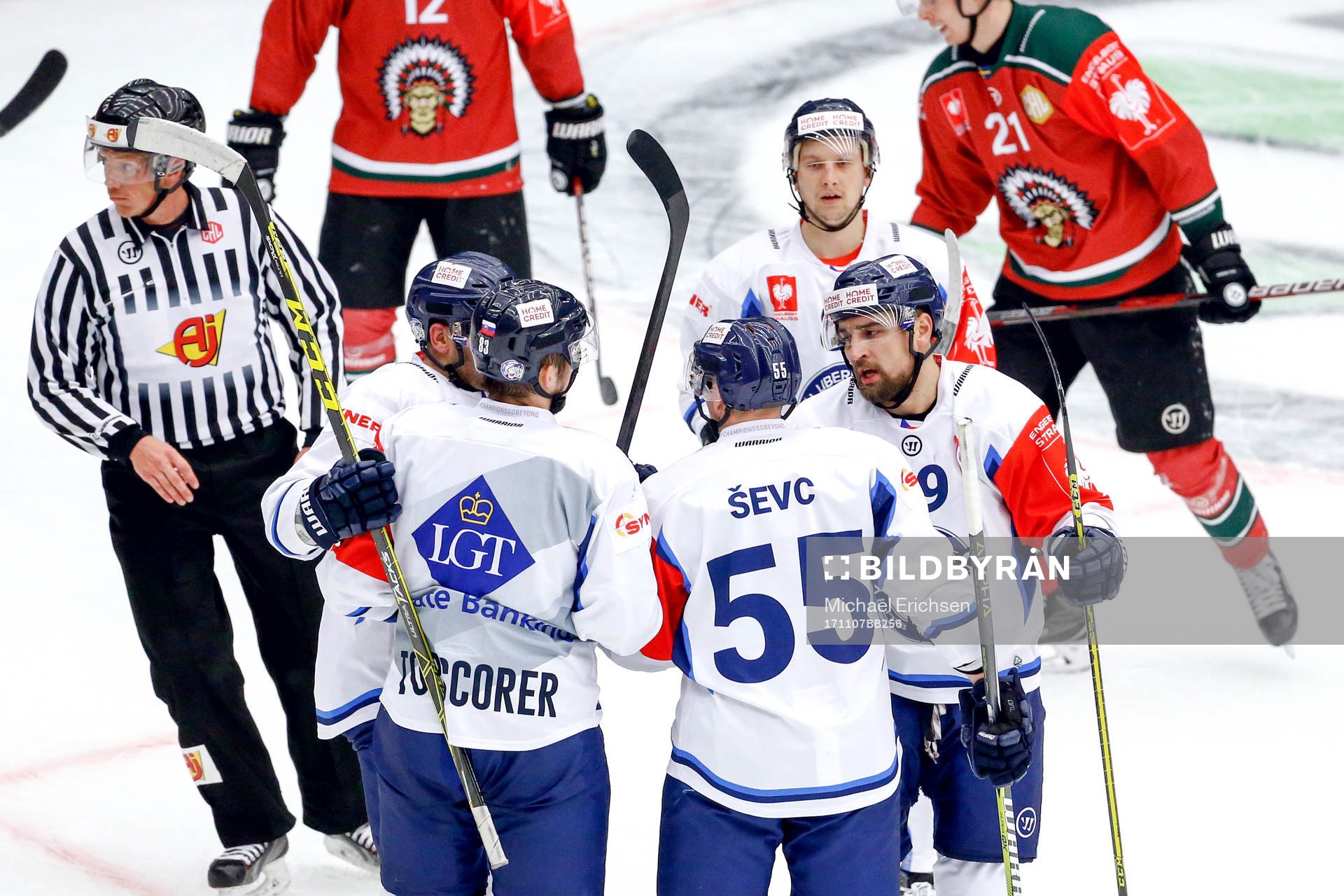 Liberec Martin Sevc jublar med lagkamrater