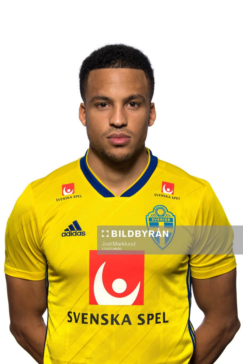 Martin Olsson, spelare i Sveriges fotbollslandslag