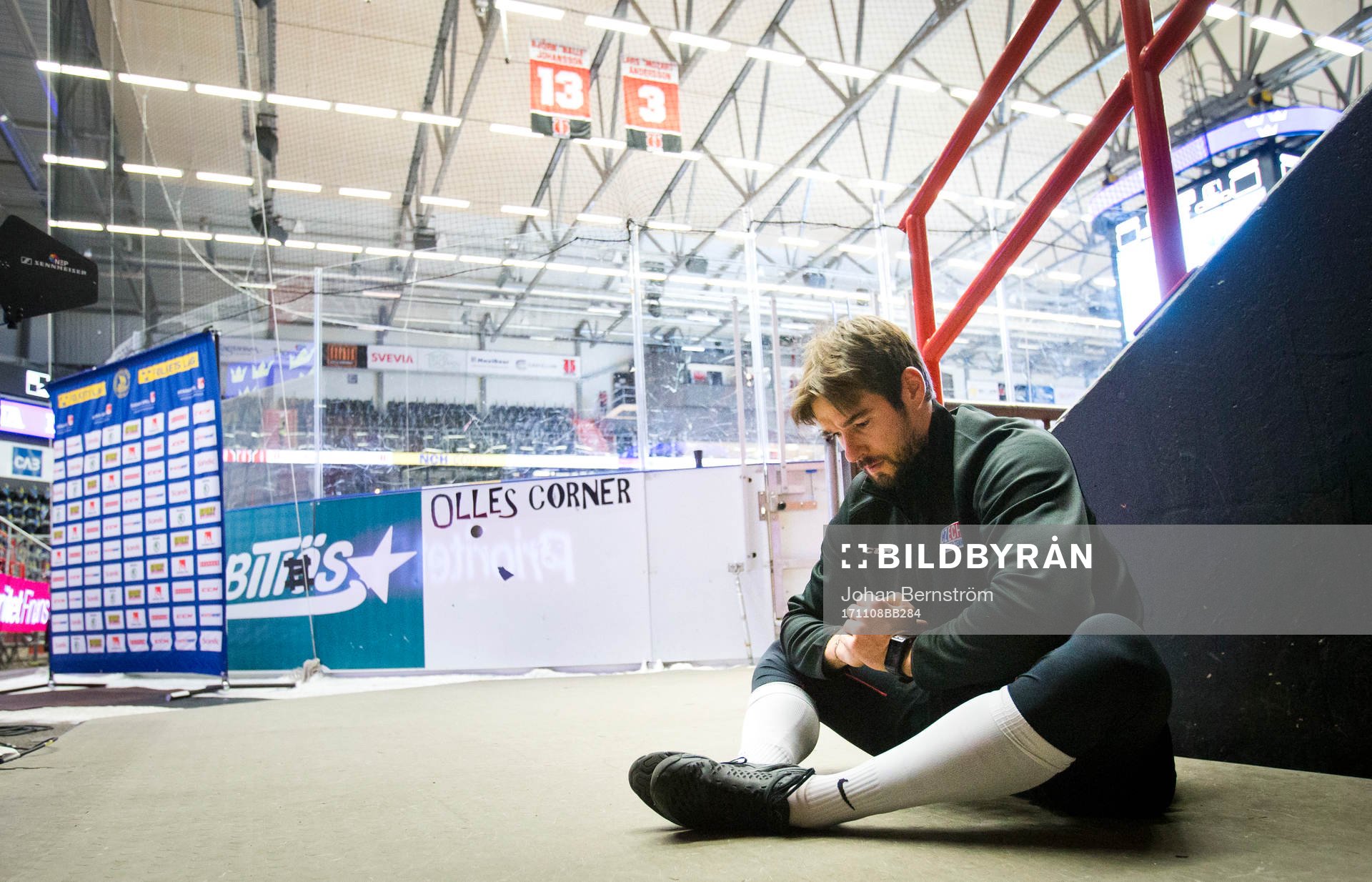 Tjeckiens Michal Moravcik värmer