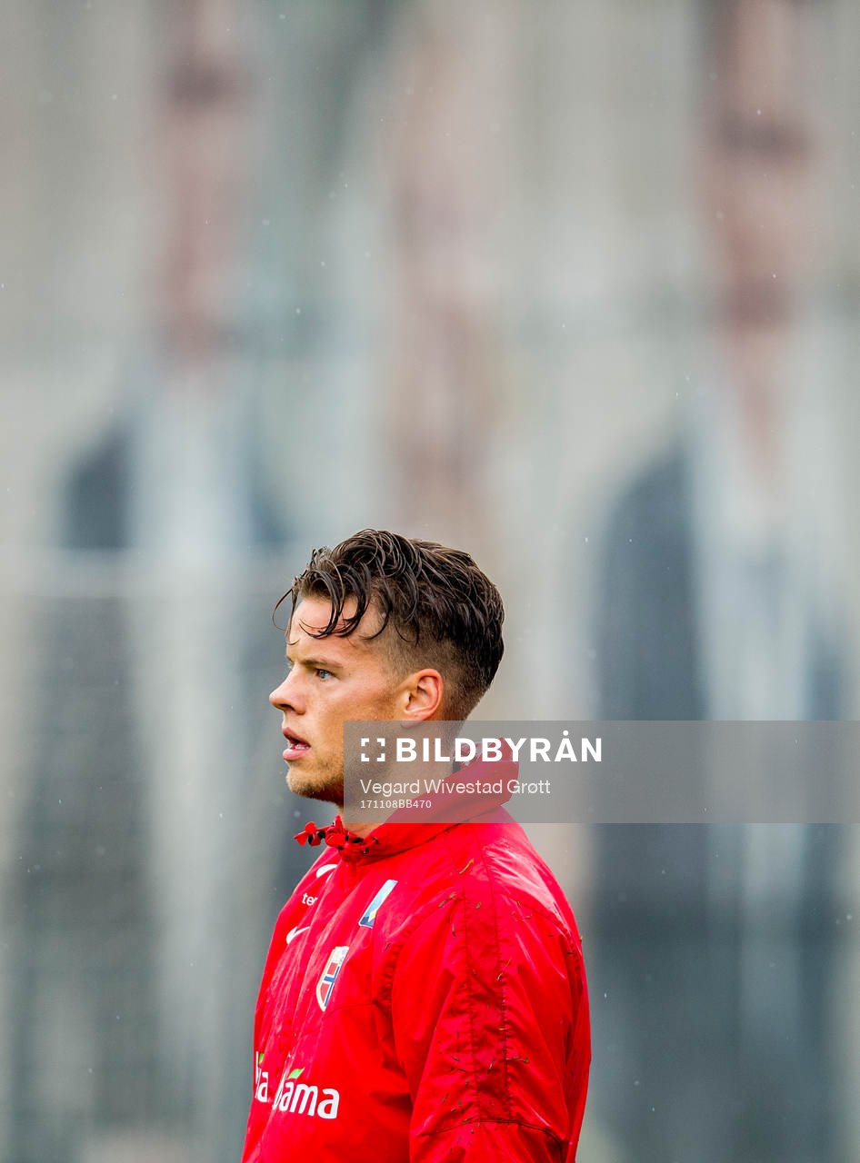 Goalkeeper Ørjan Nyland of Norway