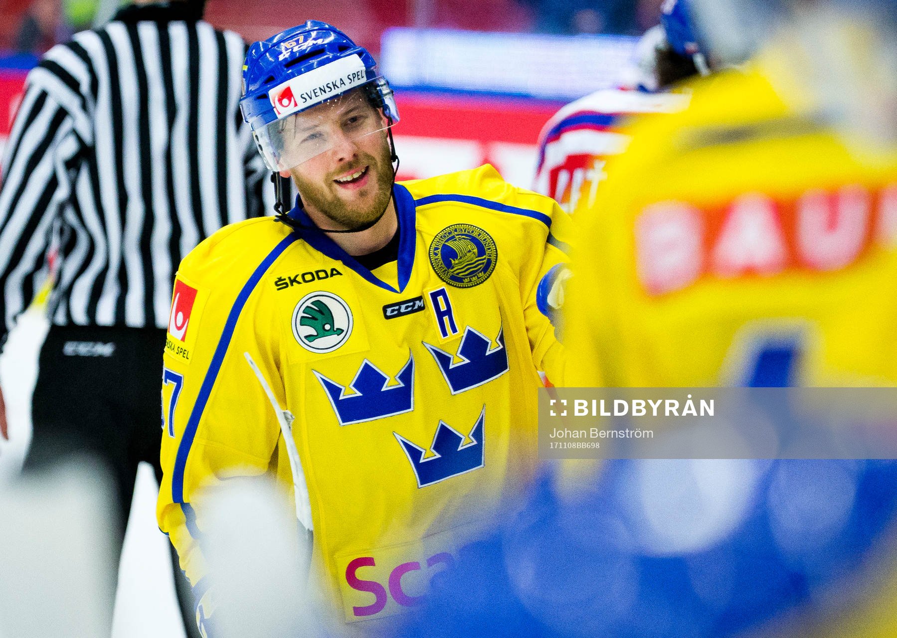 Sveriges Linus Omark jublar