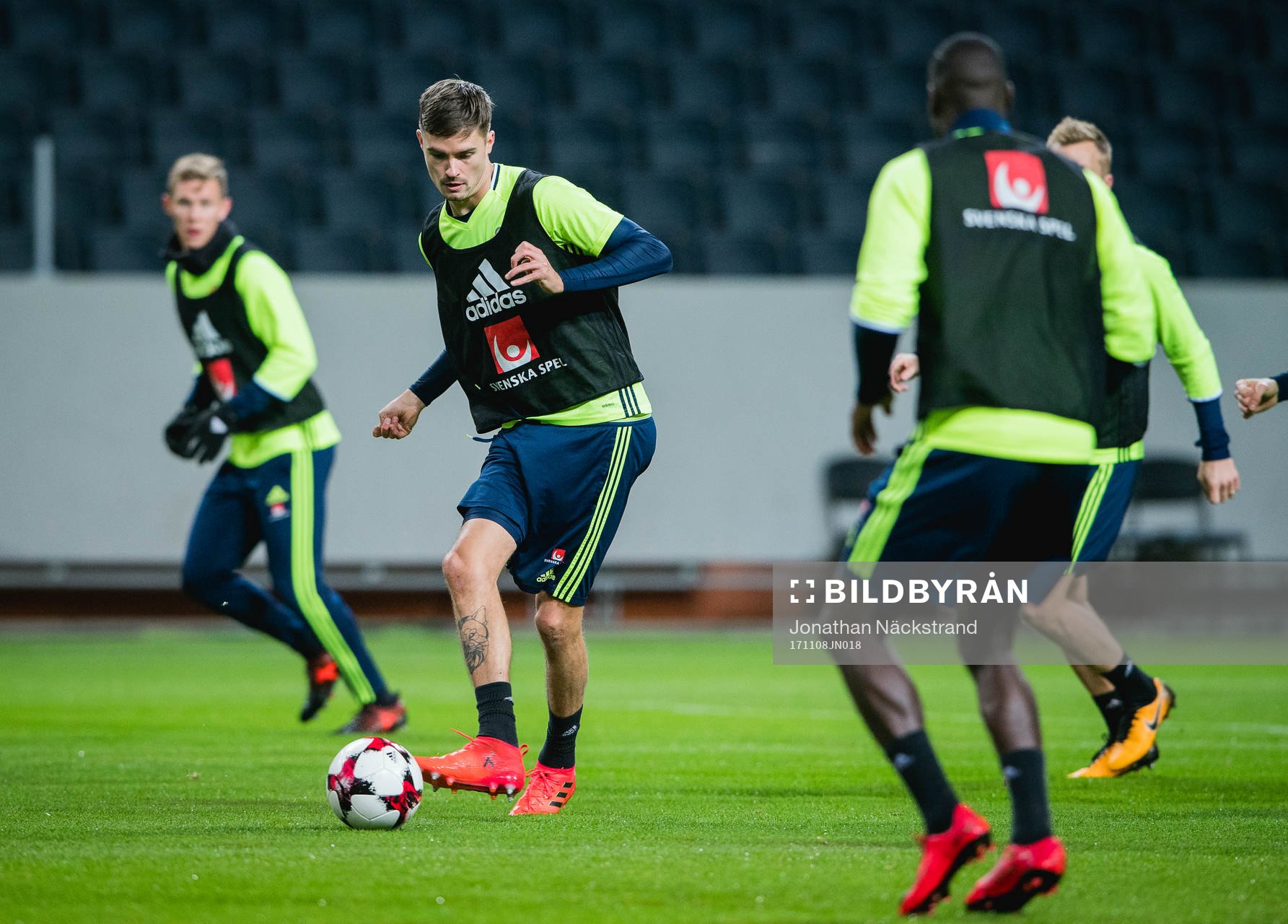 Mikael Lustig