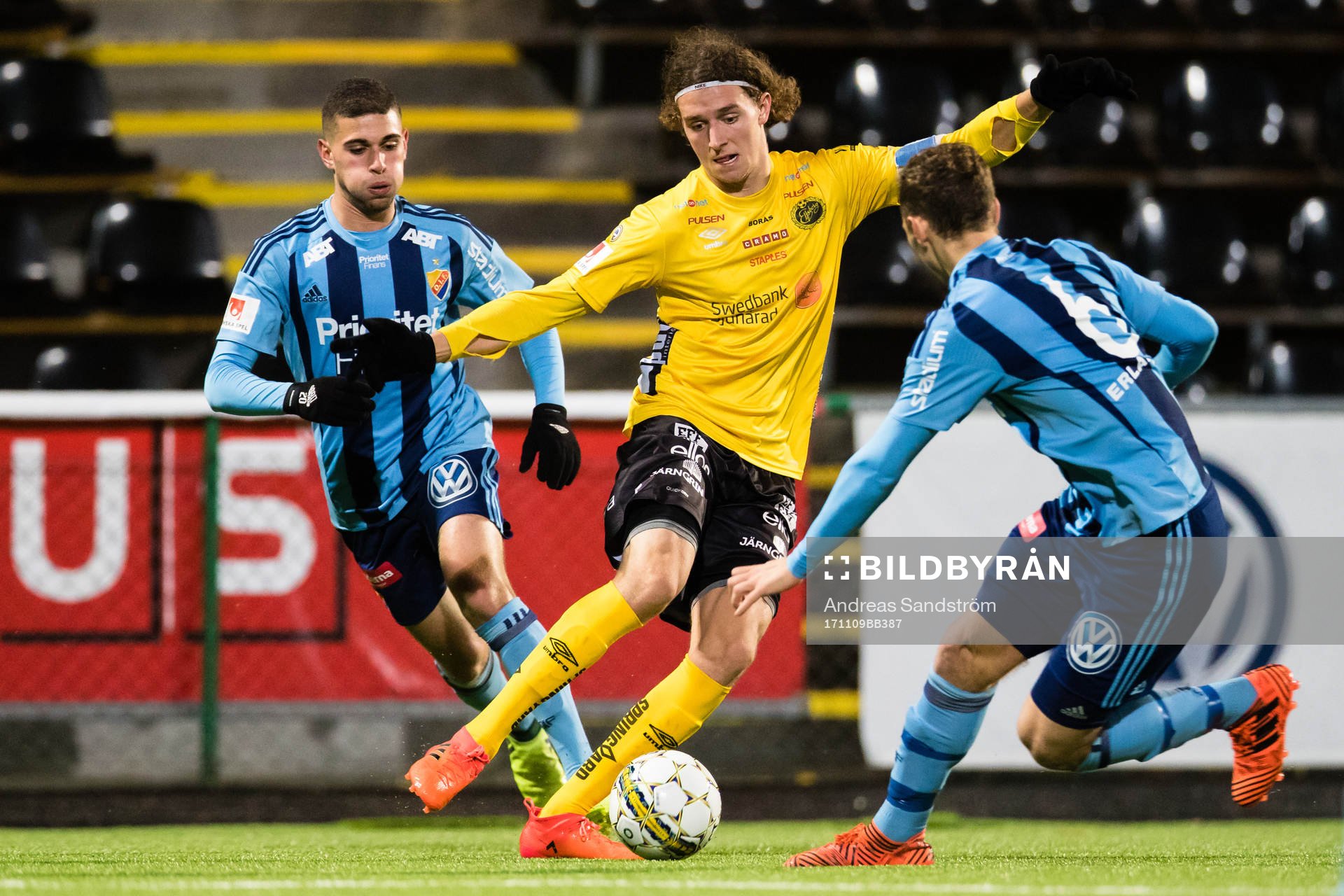 Elfsborgs Christopher McVey utmanar Djurgårdens Jesper