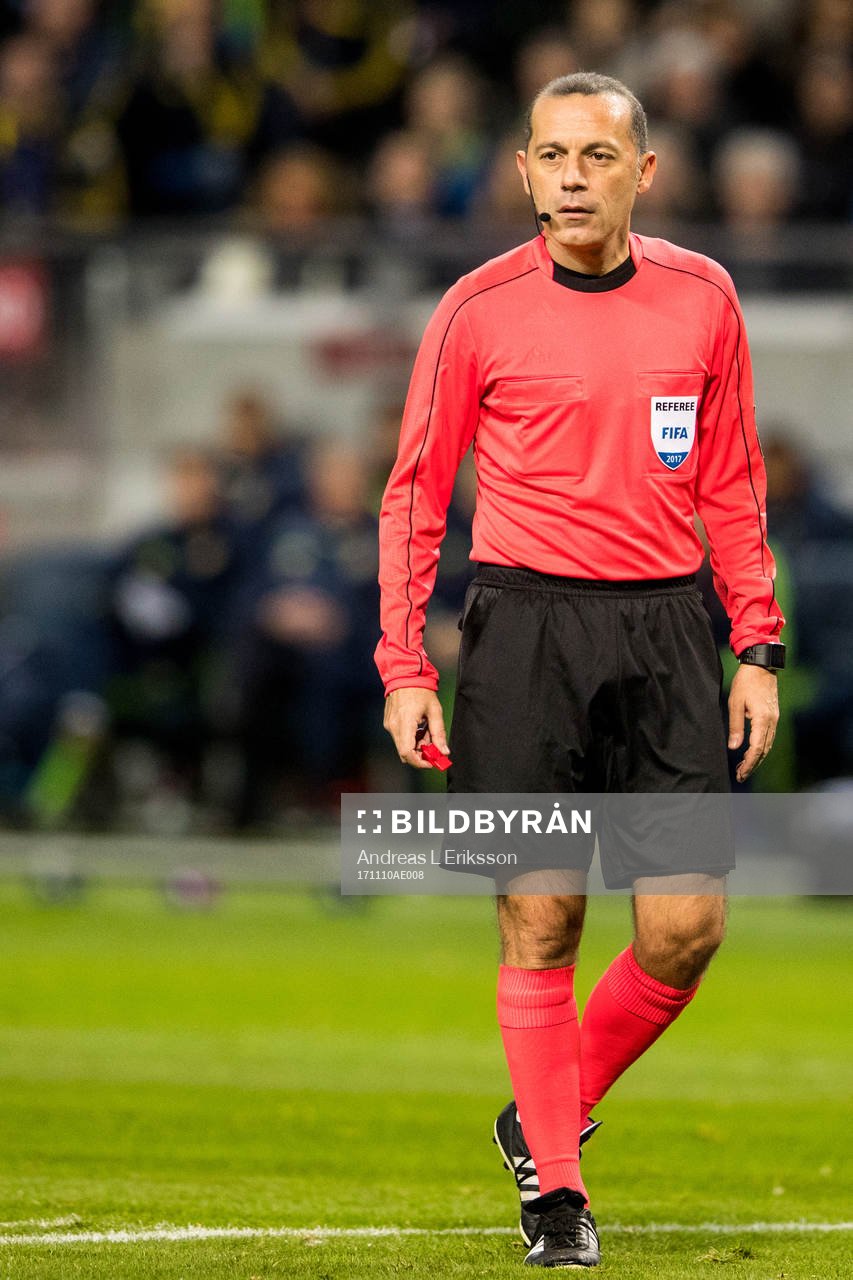 Domare Cuneyt Cakir