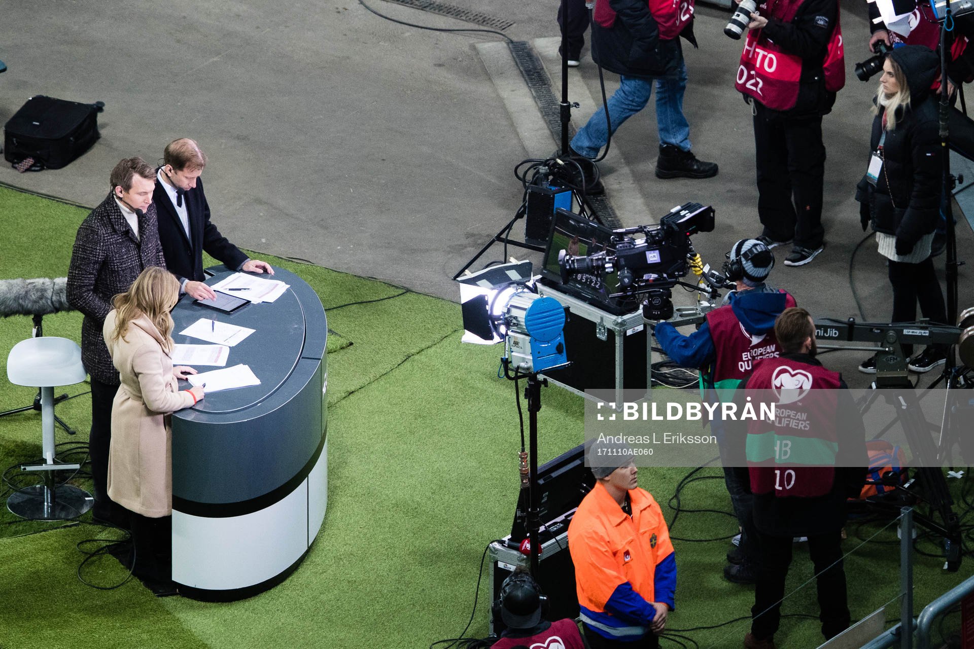 Eurosports studio innan fotbollsmatchen i VM-kvalets