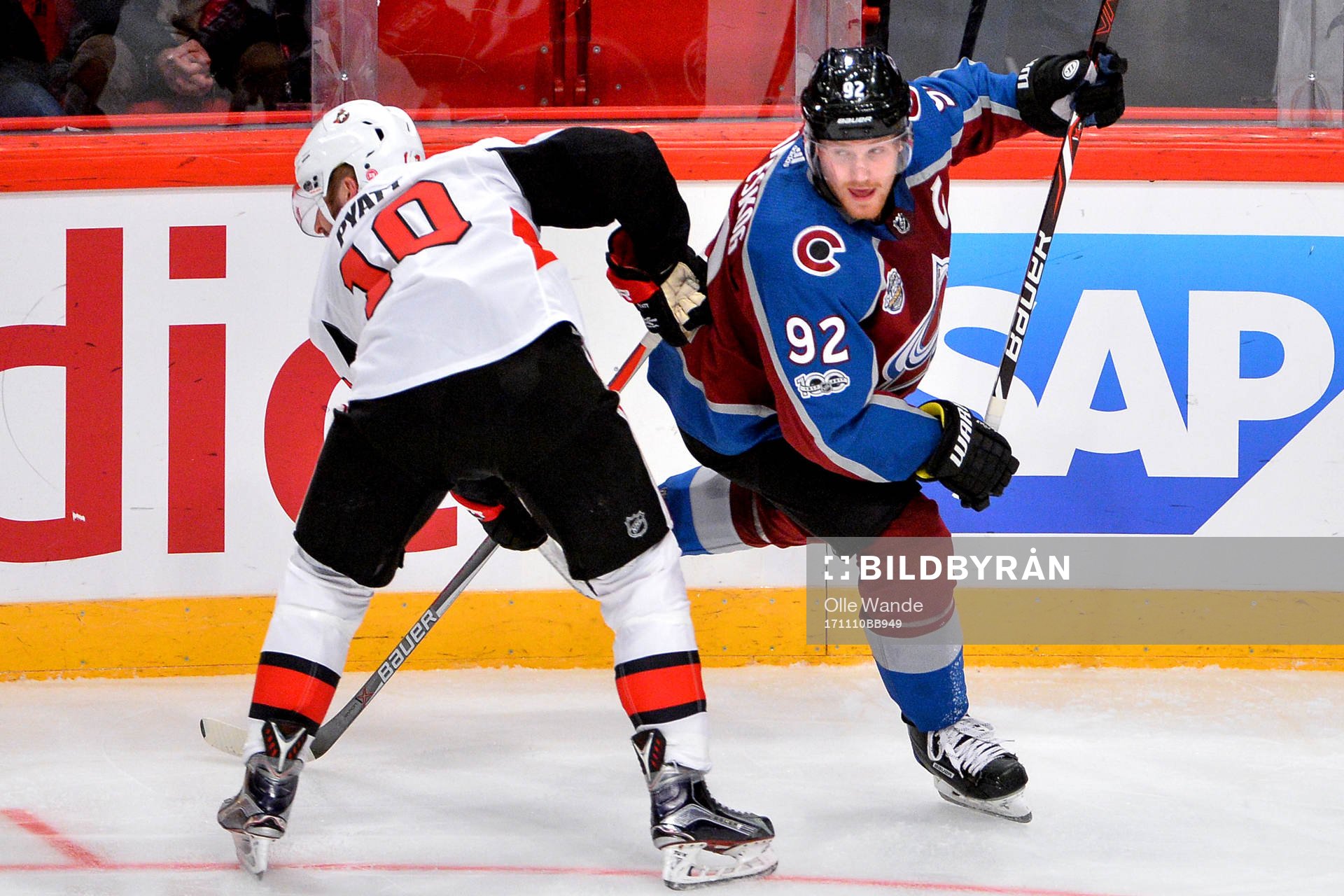 Ottawas Tom Pyatt och Colorados Gabriel Landeskog