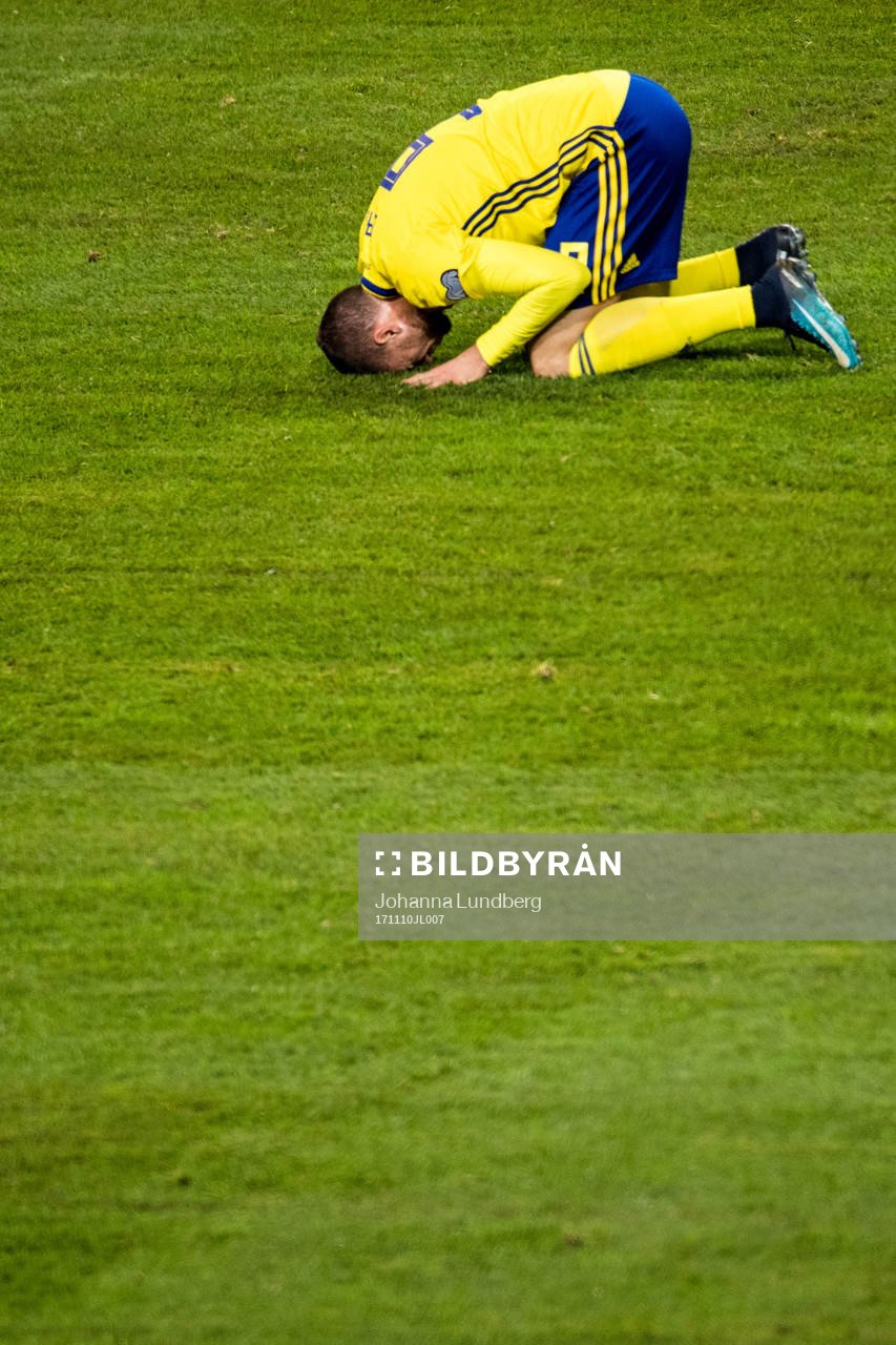 Sveriges Marcus Berg har ont