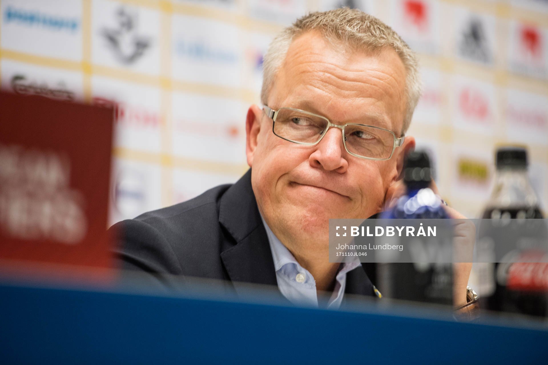 Sveriges förbundskapten Janne Andersson  deltar i en