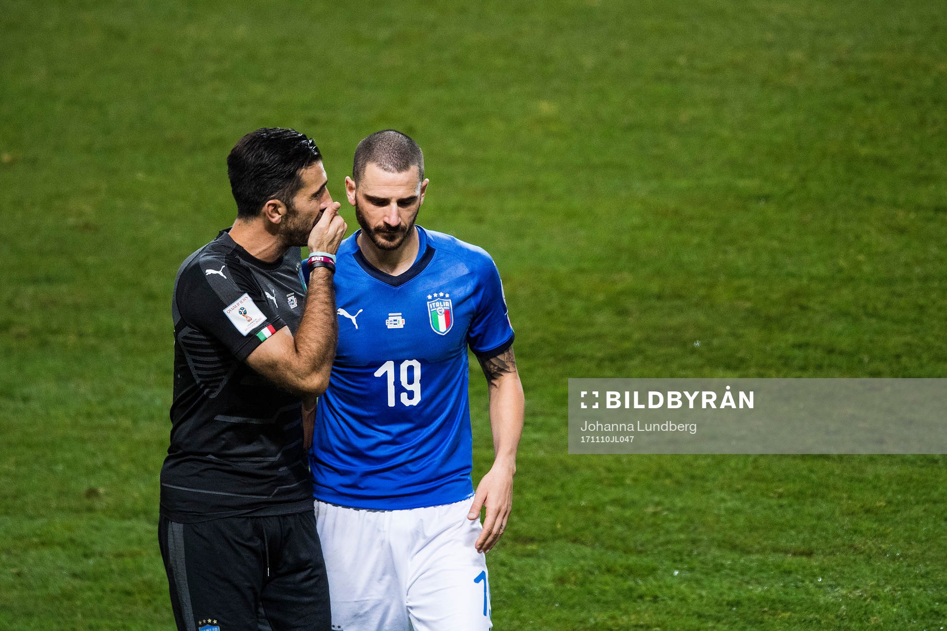 Italiens målvakt Gianluigi Buffon och Leonardo Bonucci