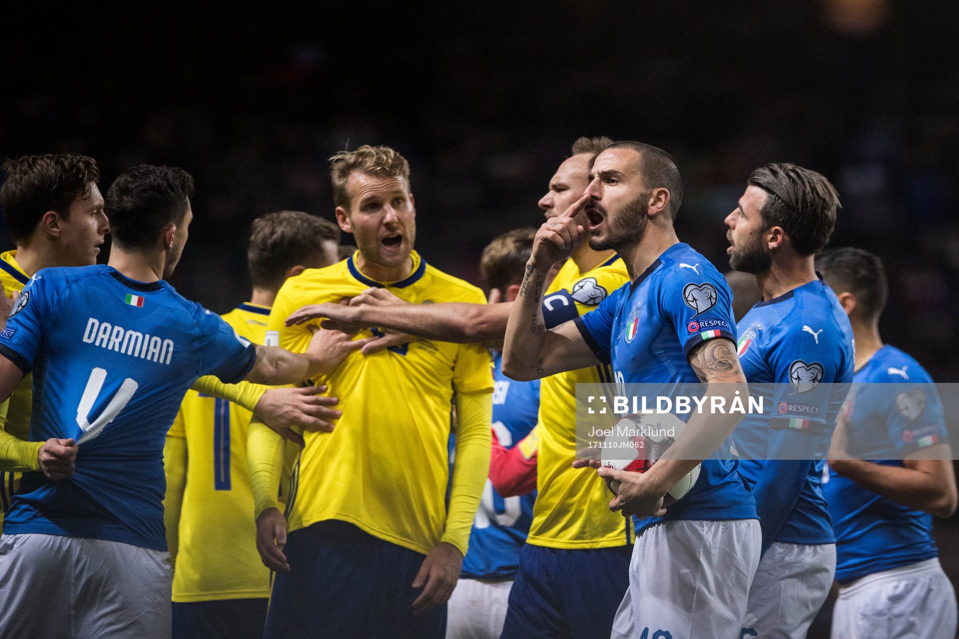 Bråkigt mellan Sveriges och Italiens spelare