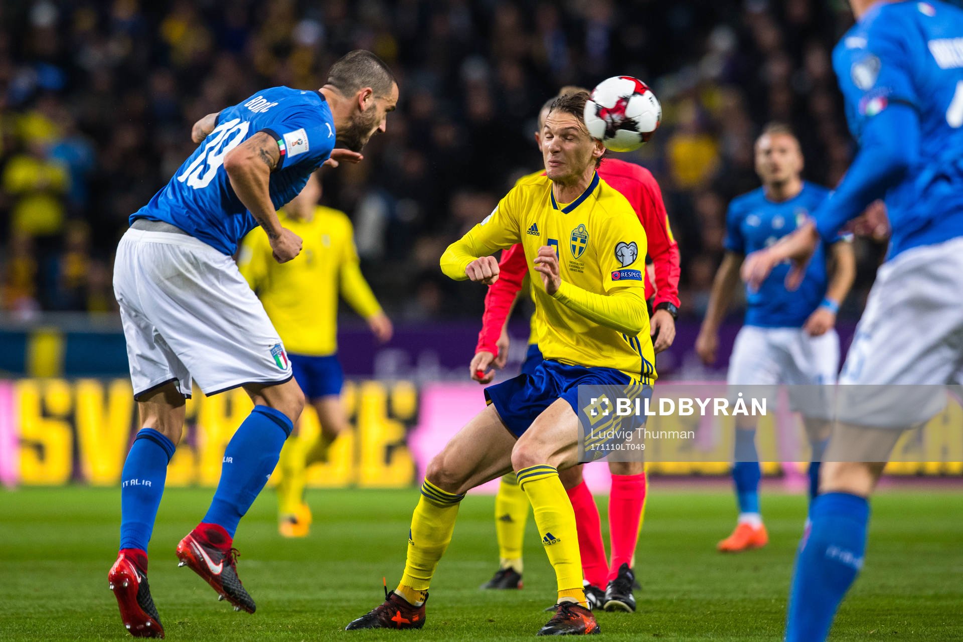 Sveriges Albin Ekdal och Italiens Leonardo Bonucci