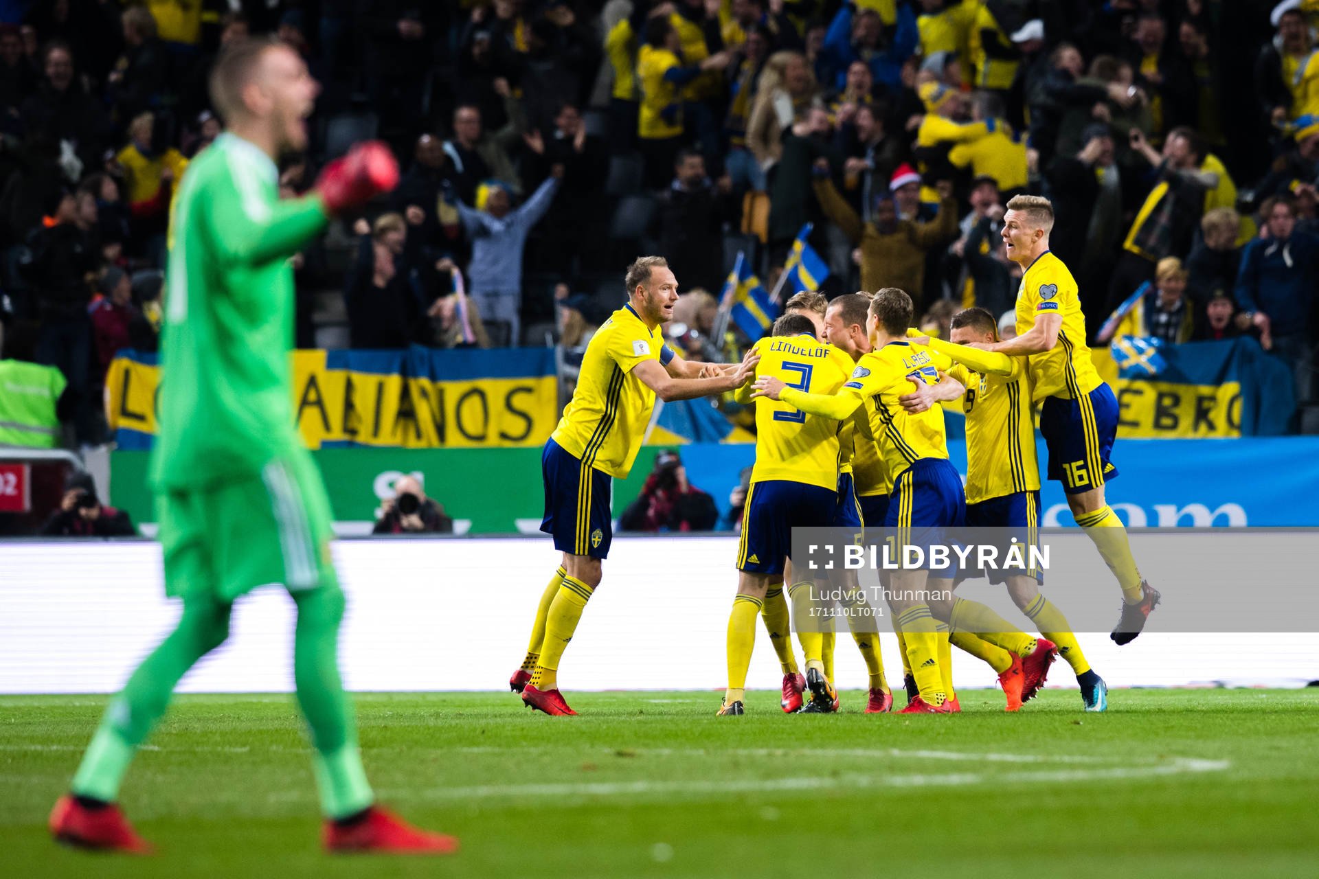 Sveriges spelare jublar