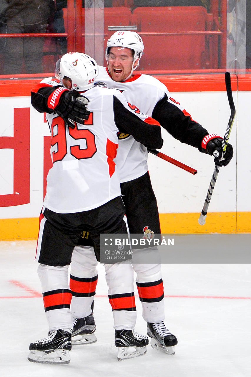 Ottawas Mark Stone jublar med Matt Duchene