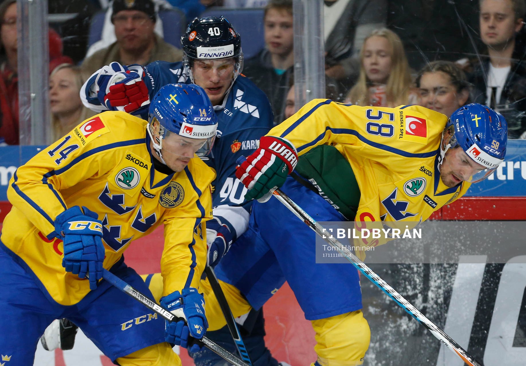 Marcus Högström #14, Sweden, Jarno Koskiranta #40,