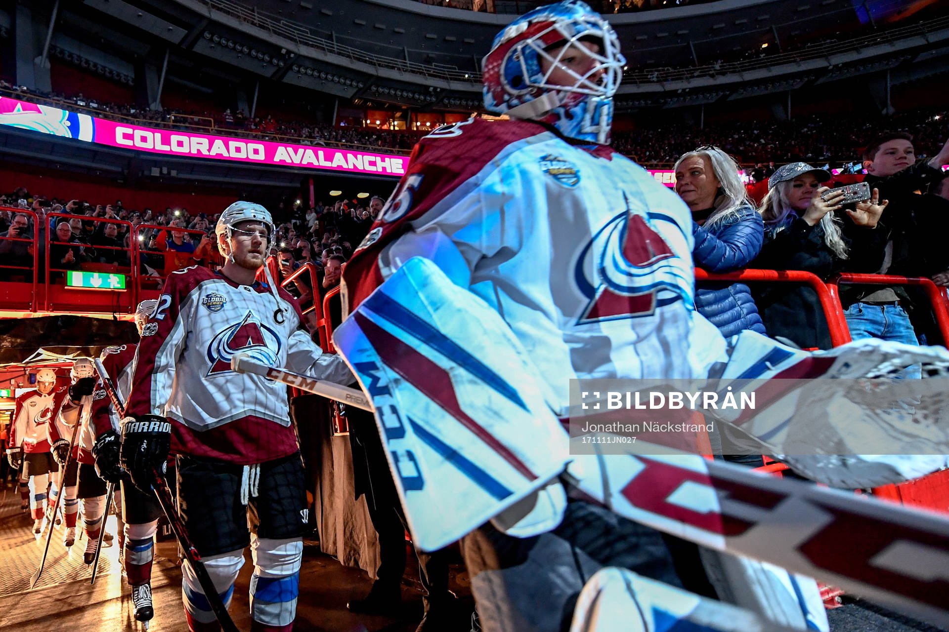 Colorados Gabriel Landeskog och målvakt Jonathan Bernier