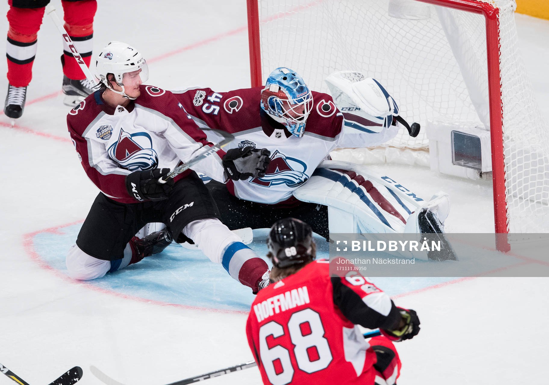 Ottawas Mike Hoffman gör mål