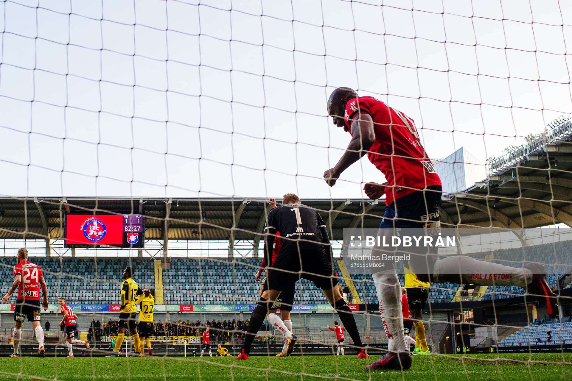 Örgrytes Hakeem Araba jublar