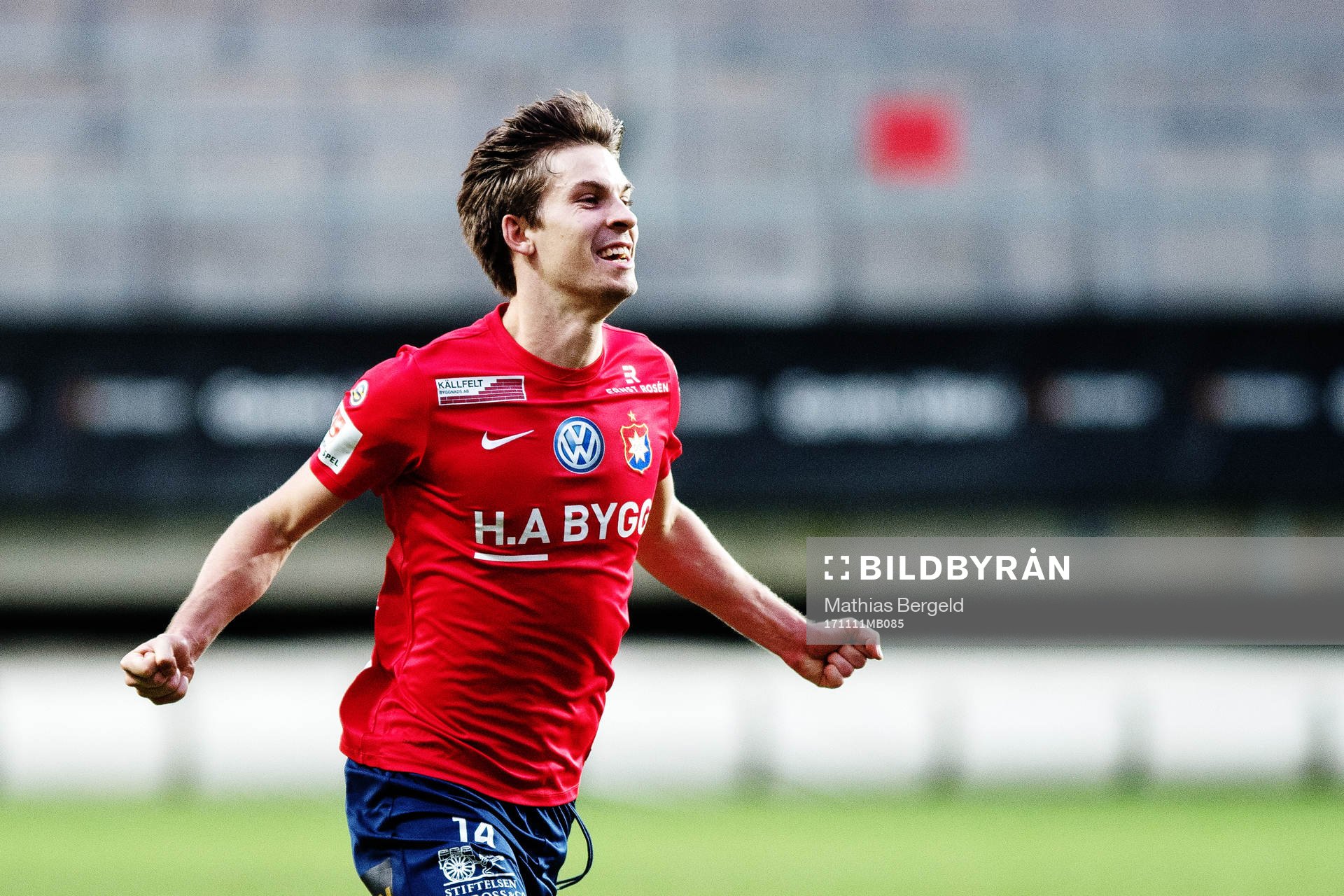 Örgrytes Daniel Paulson jublar