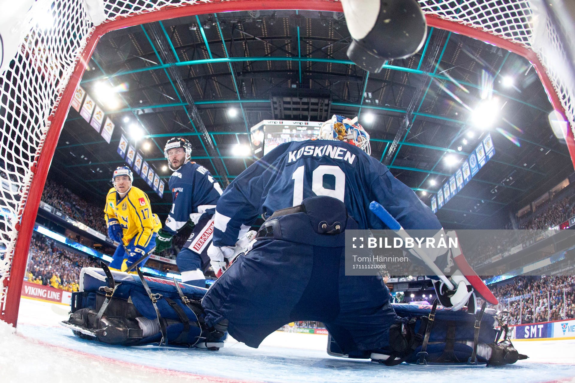 Mikko Koskinen #19, Finland, Pär Lindholm #17, Sweden,