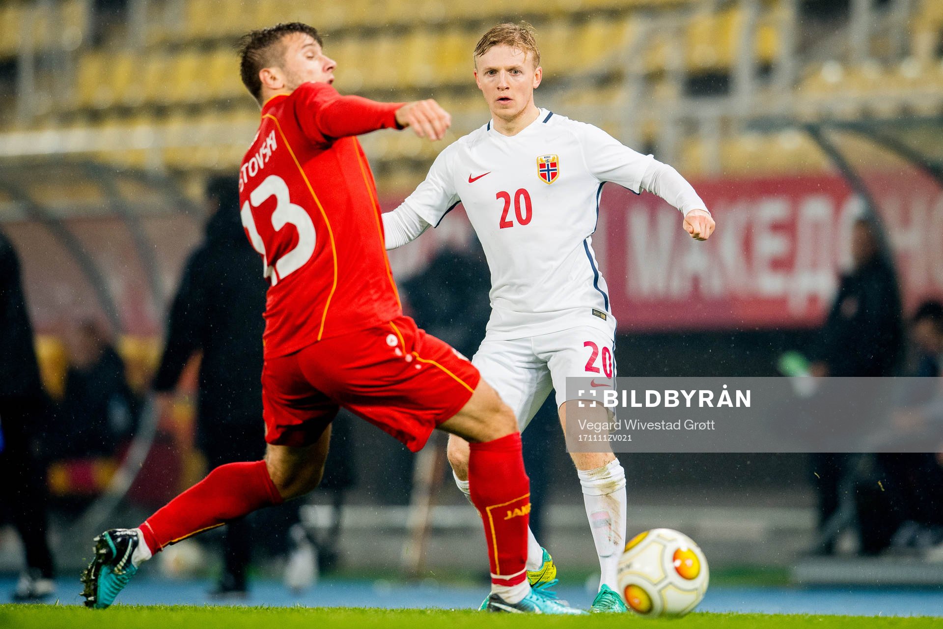 Stefan Ristovski of Macedonia and Mats Møller Dæhli of