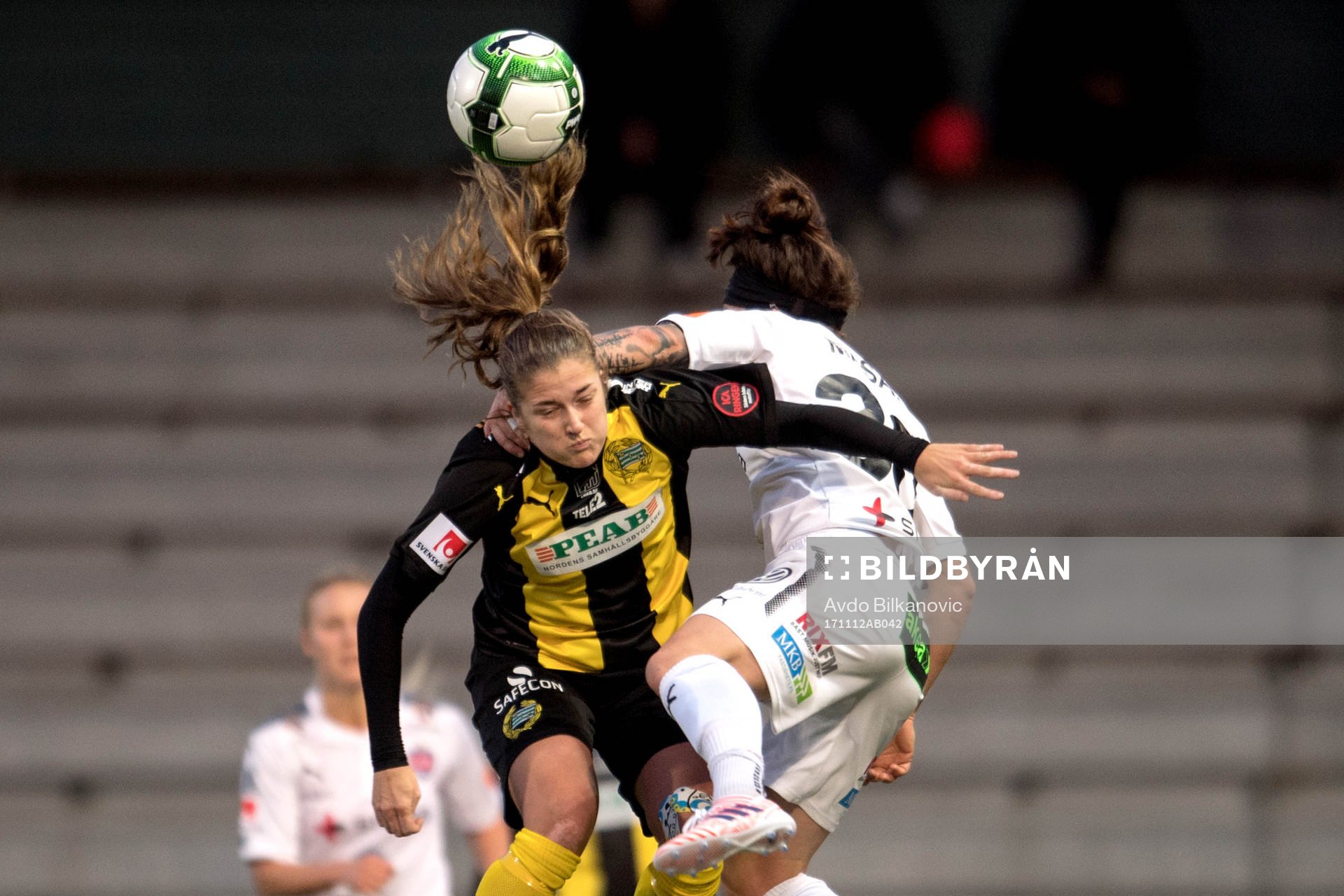 Hammarbys Filippa Angeldal och Rosengårds Ella Masar McLeod