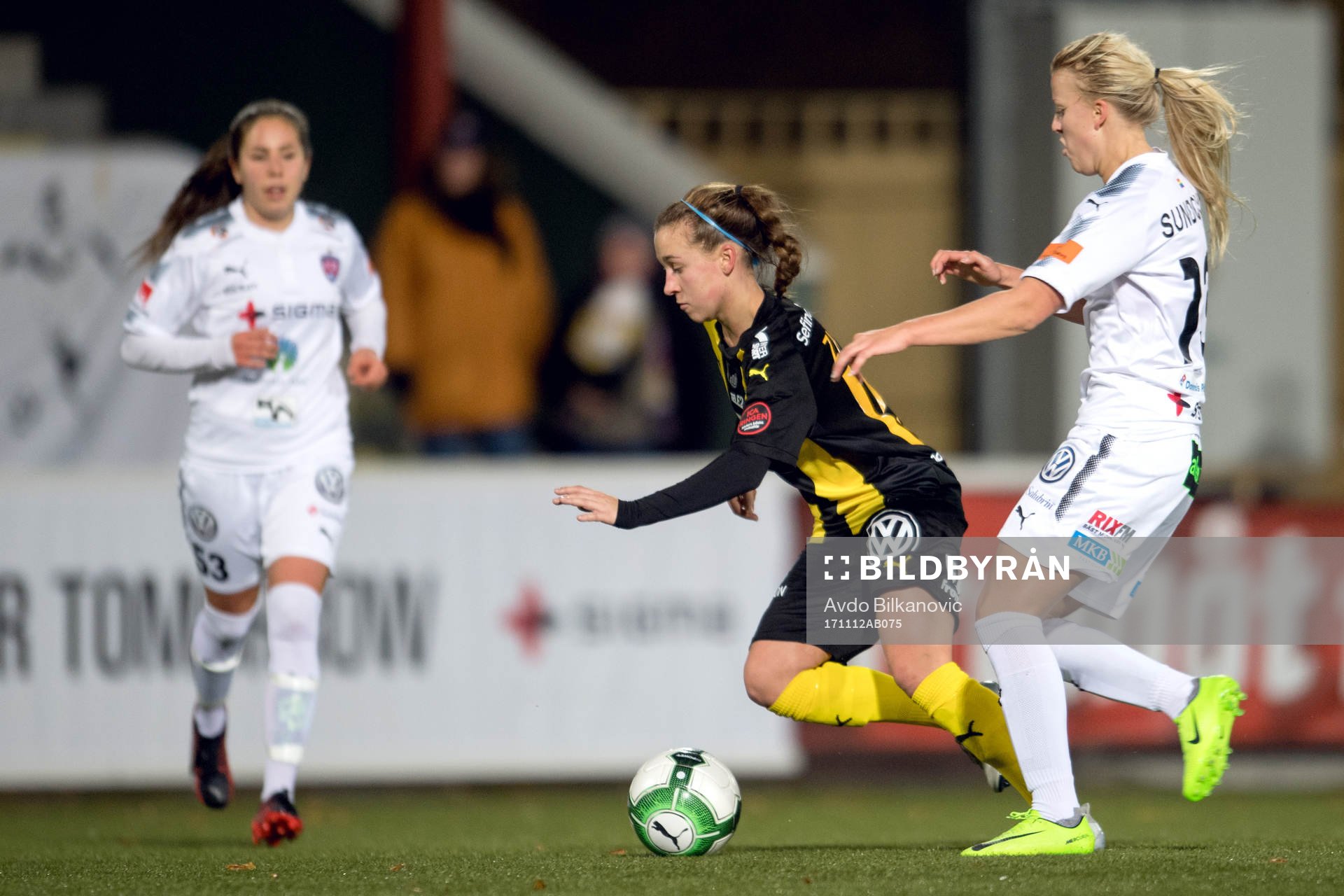 Hammarbys Julia Zigiotti Olme och Rosengårds Sophie