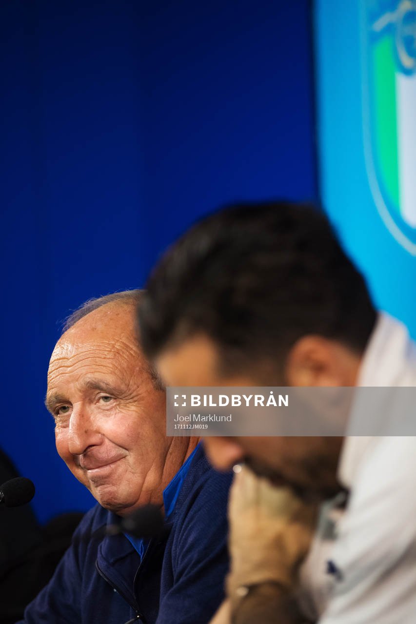 Förbundskapten Gian Piero Ventura och Gianluigi Buffon