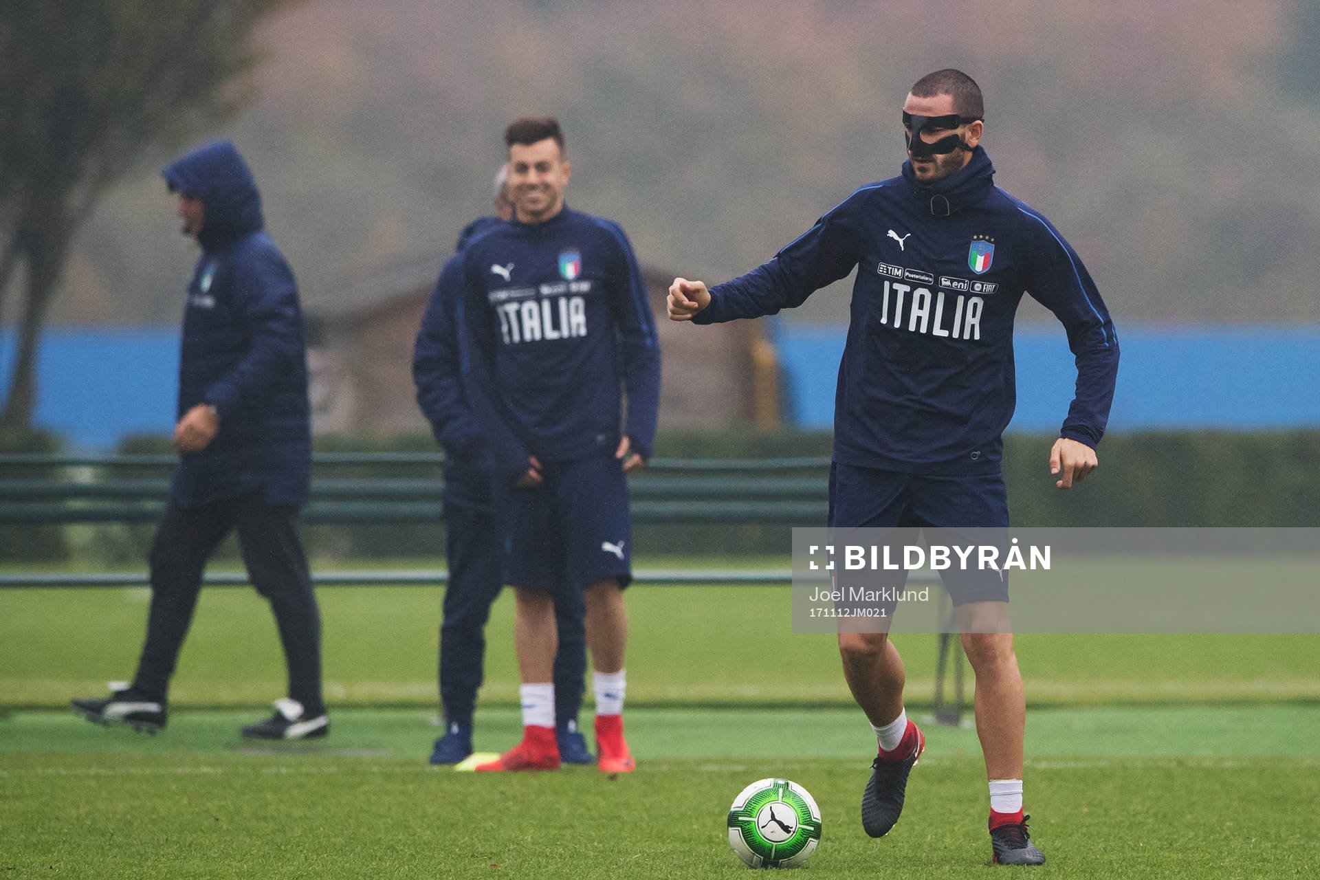 Leonardo Bonucci med ett ansiktsskydd