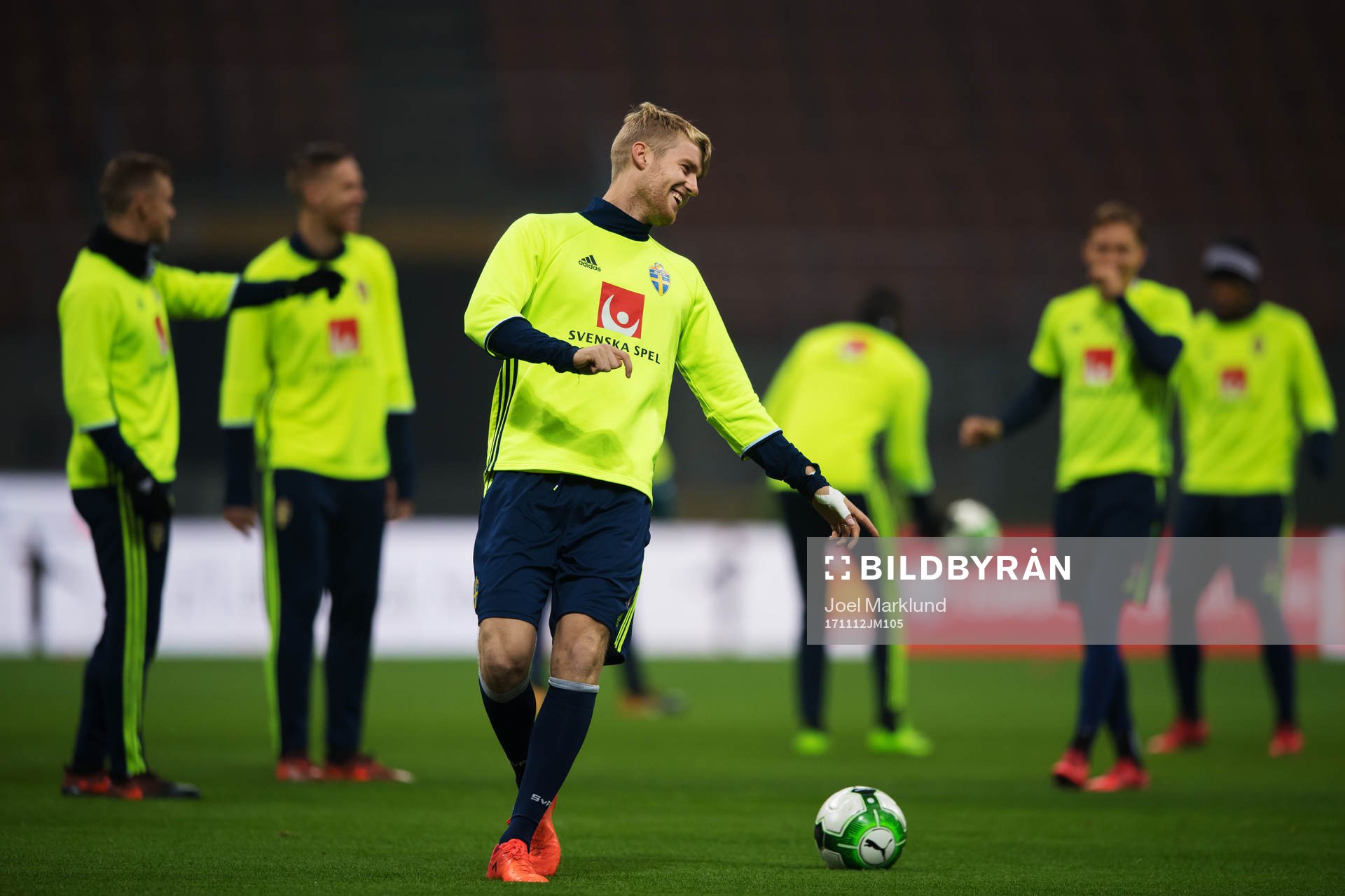 Filip Helander ler