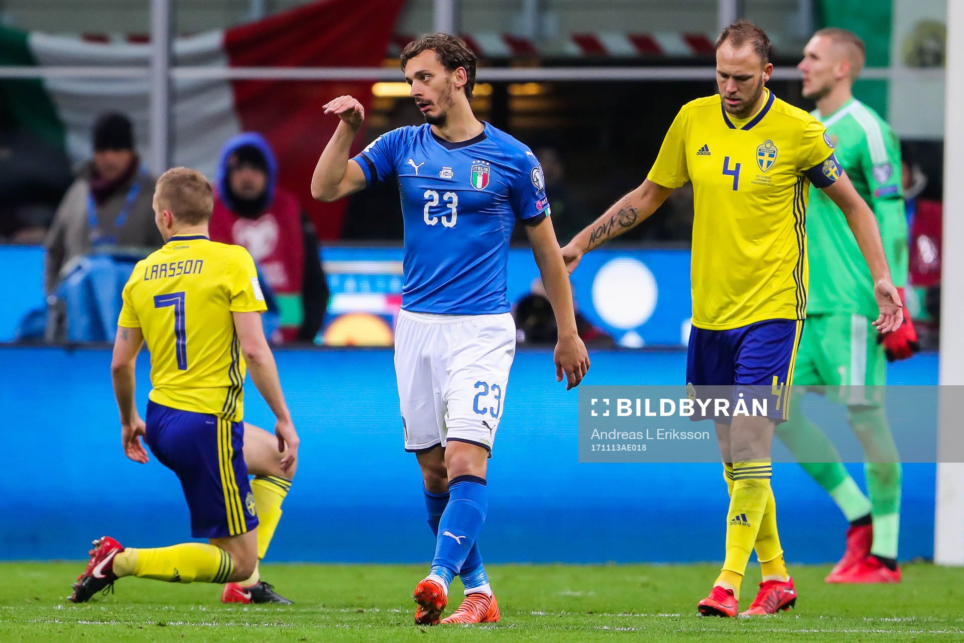 Sveriges Sebastian Larsson, Italiens Manolo Gabbiadini och