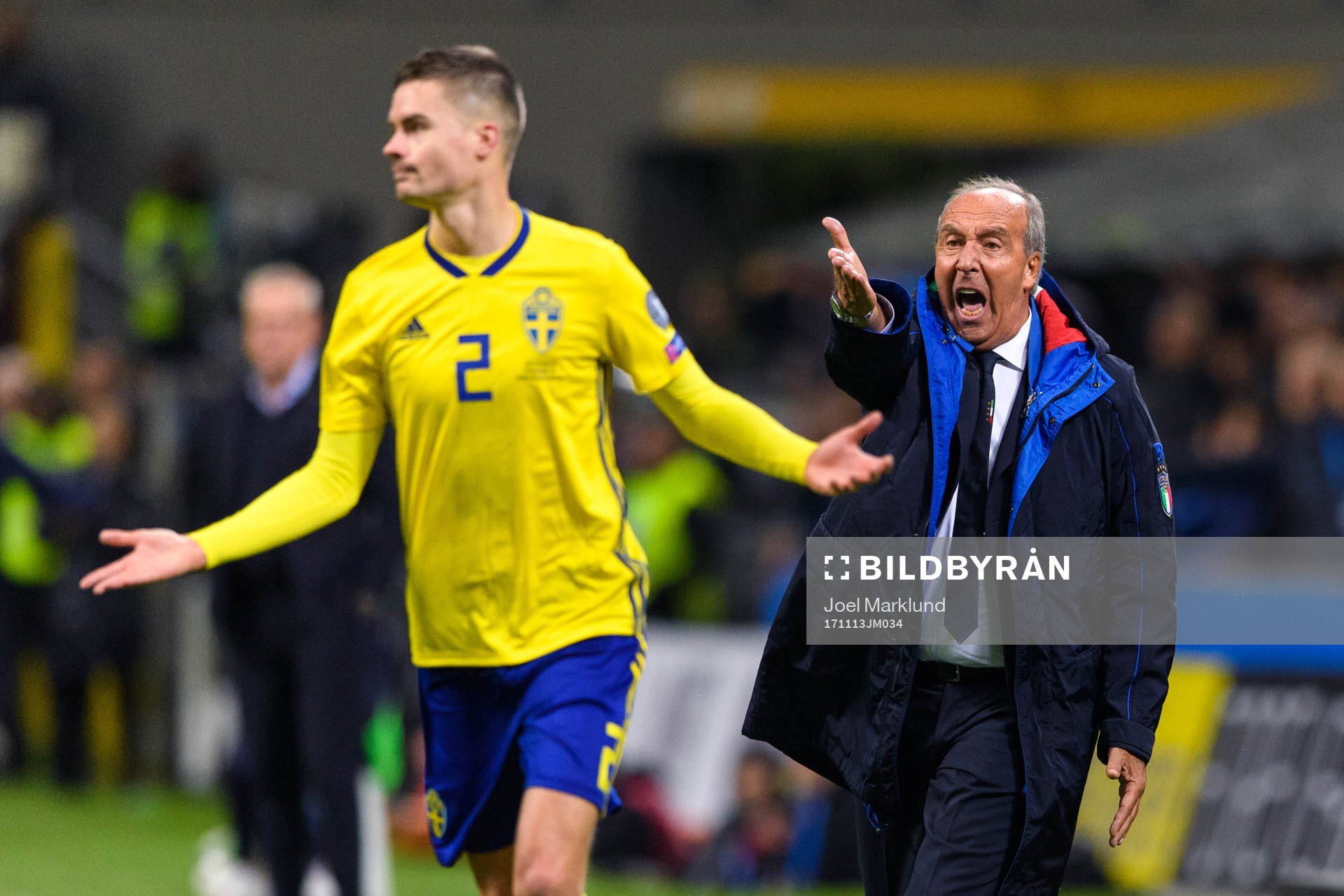 Sveriges Mikael Lustig och Italiens förbundskapten Gian
