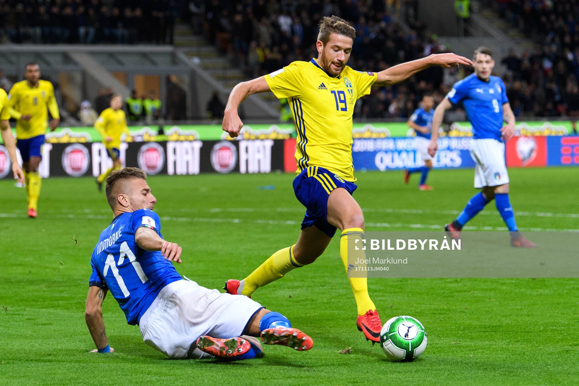 Italiens Ciro Immobile och Sveriges Marcus Rohdén