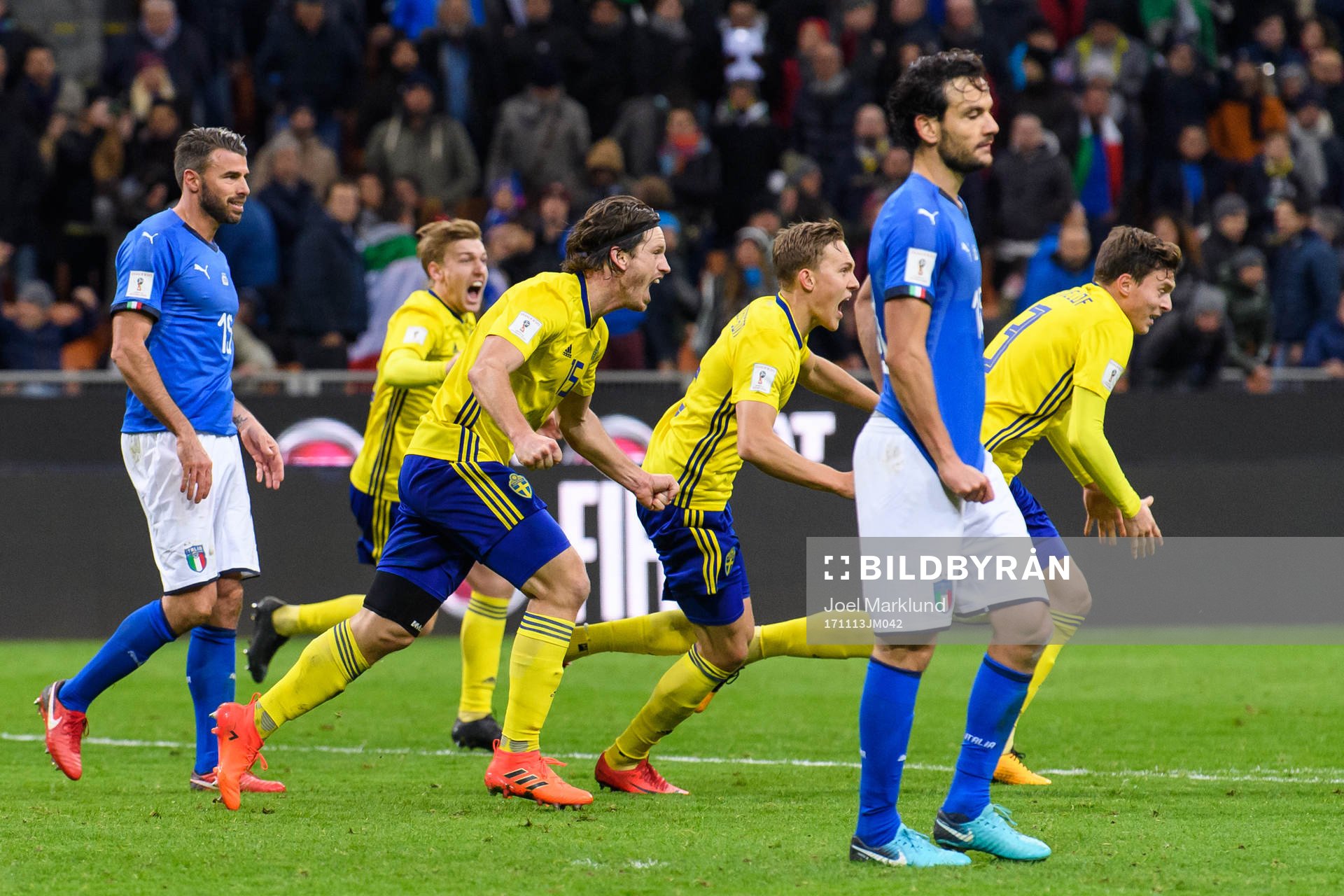 Sveriges Gustav Svensson Ludwig Augustinsson och Victor