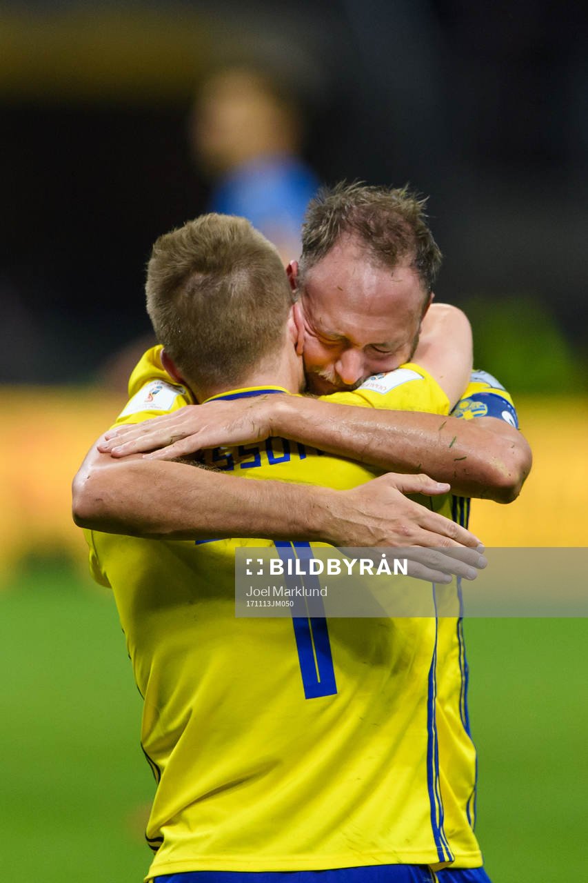 Sveriges Andreas Granqvist kramar om Sebastian Larsson
