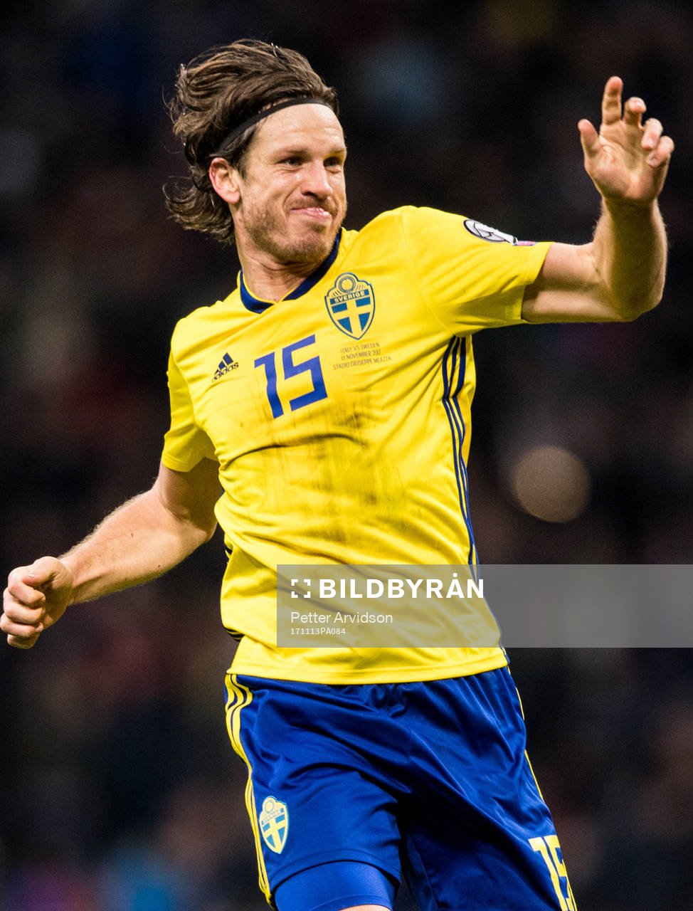 Sveriges Gustav Svensson jublar