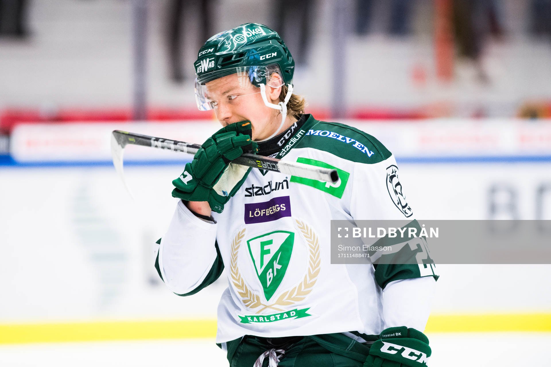 Färjestads Oskar Steen deppar
