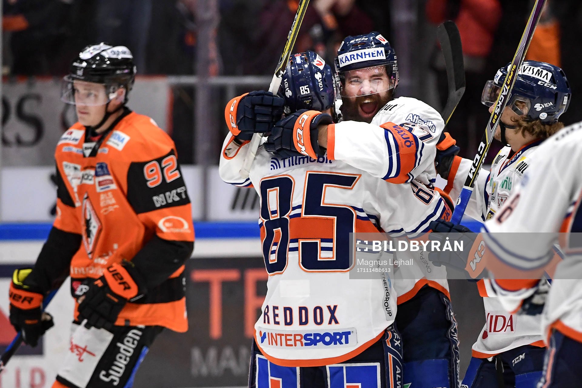 Växjös Linus Fröberg jublar