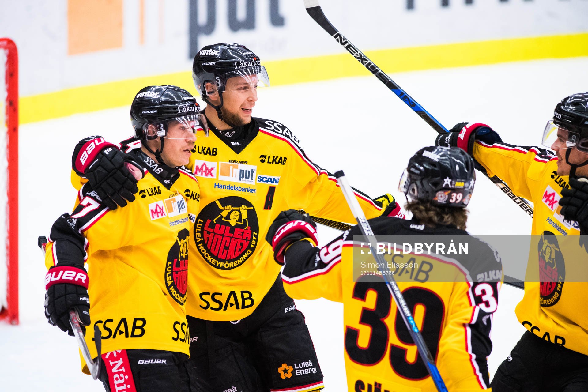 Luleås Andreas Falk och Johan Harju jublar