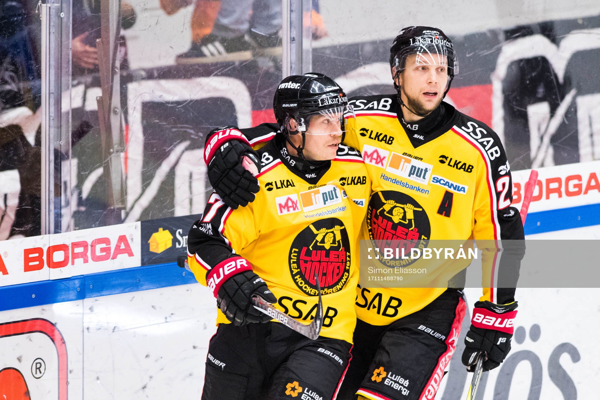 Luleås Andreas Falk och Johan Harju jublar