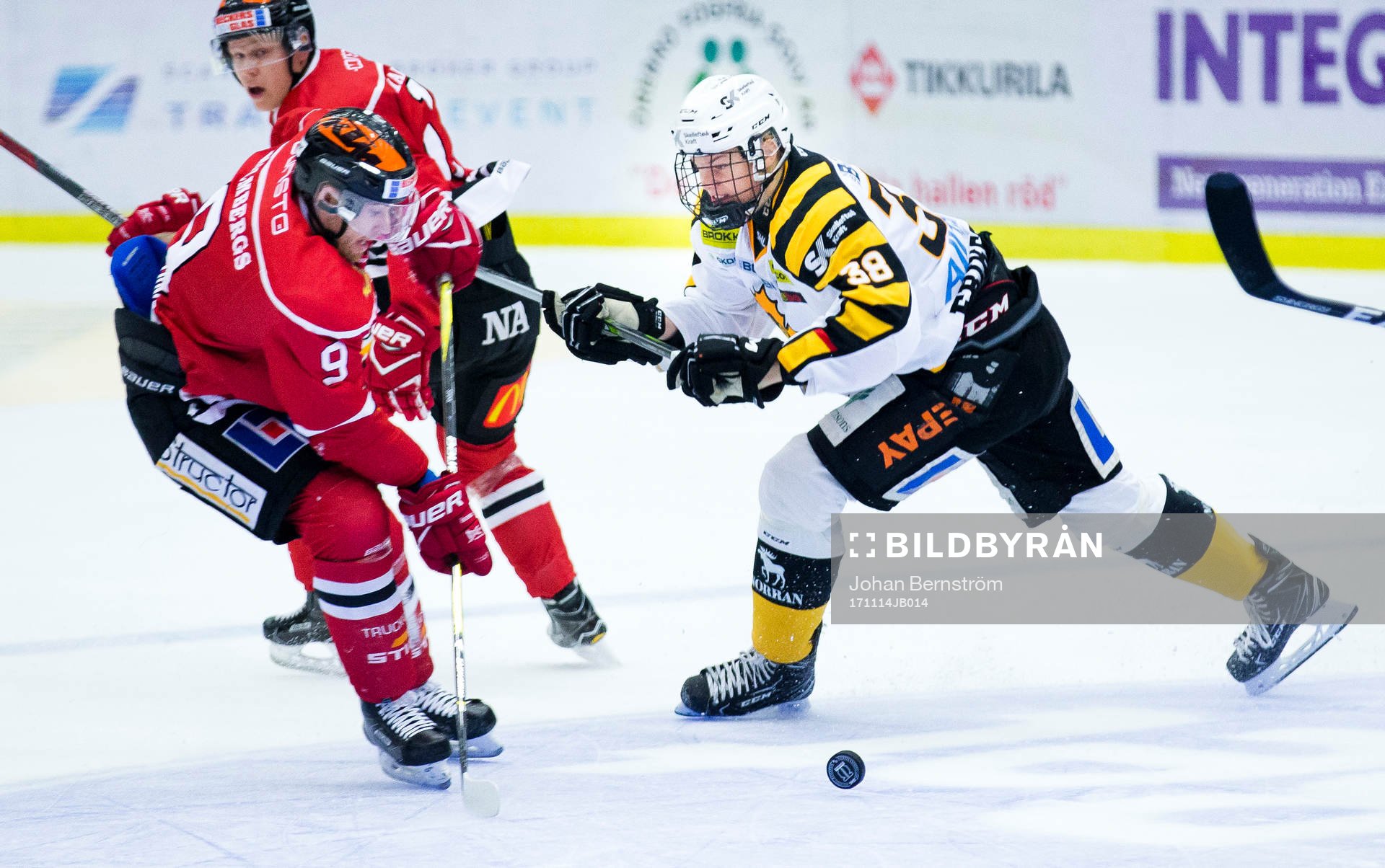Örebros Tylor Spink och Skellefteås Albin Eriksson