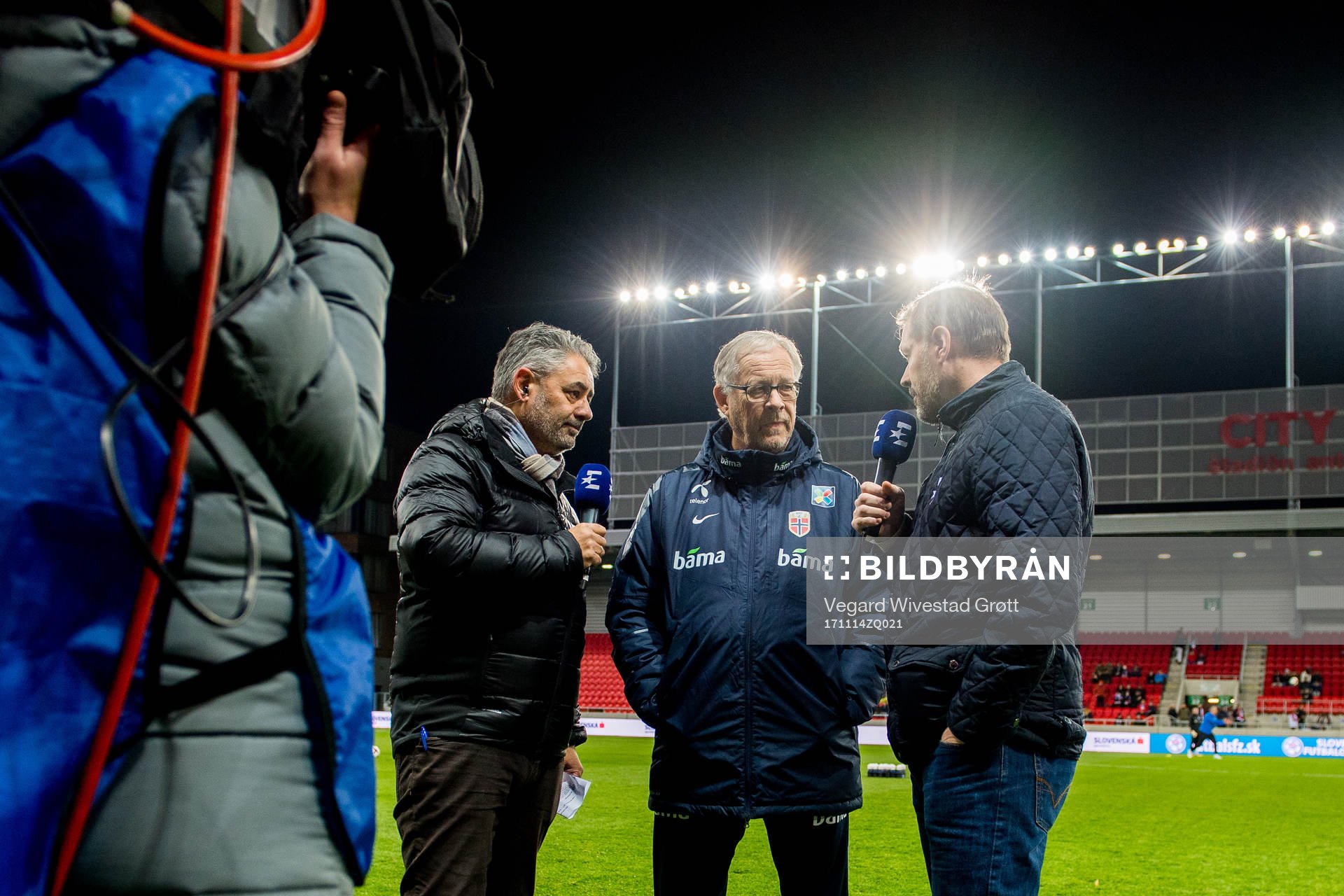 Commentator Kenneth Fredheim, Lars Lagerbäck, head coach