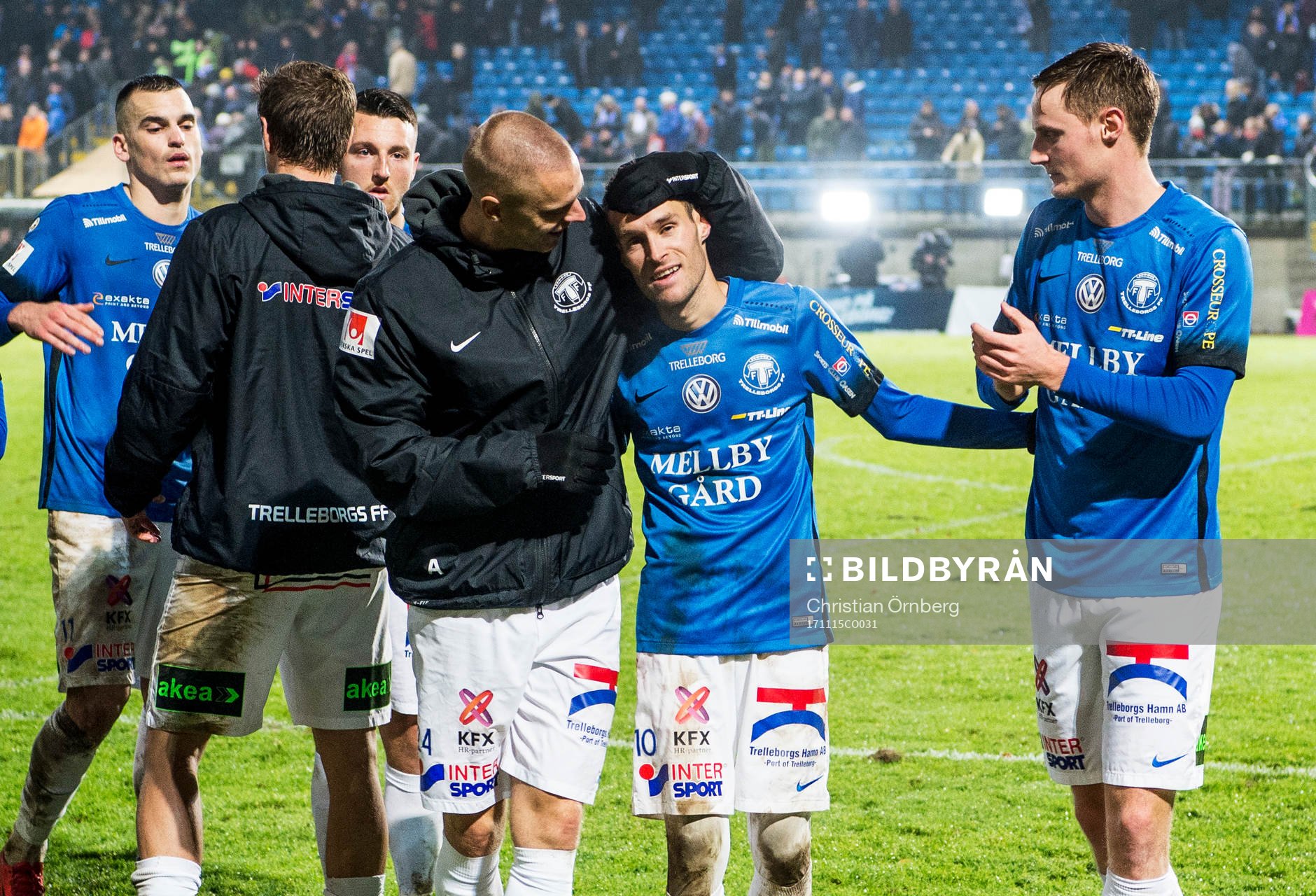 Trelleborgs Mattias Håkansson och Zoran Jovanovic i mitten