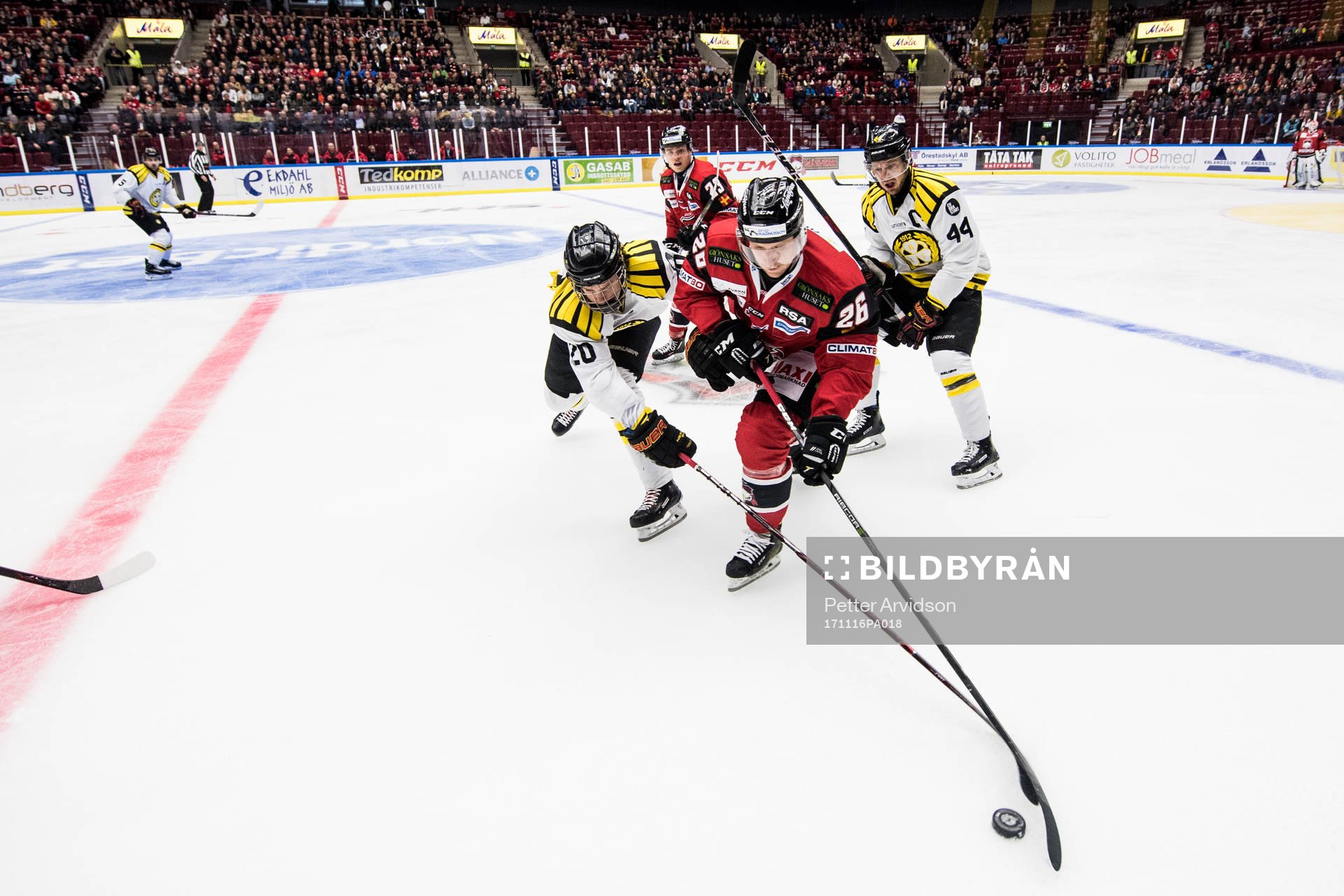 Malmö Redhawks Axel Wemmenblorn och Brynäs Marcus